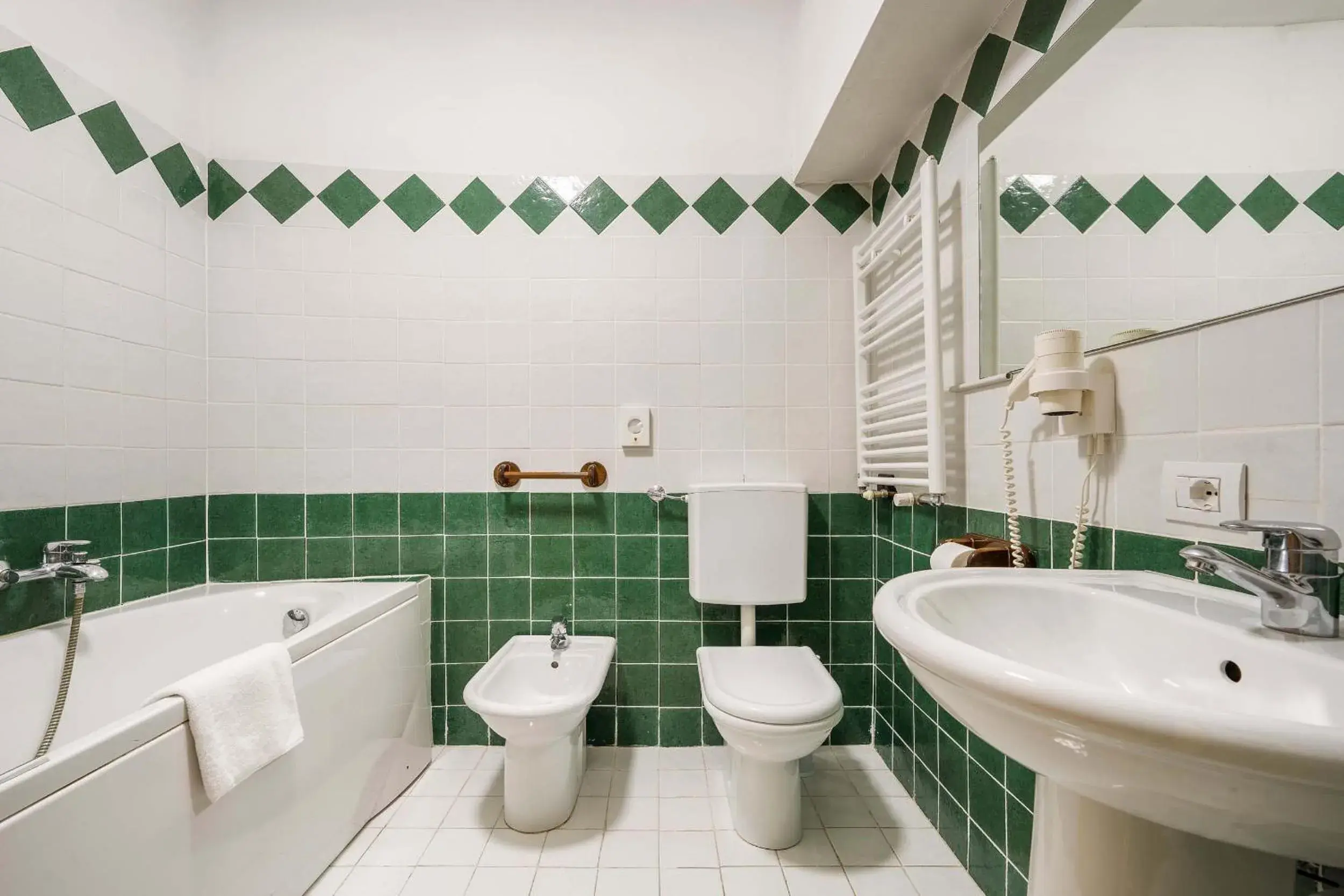 Bathroom in Hotel Olimpia Bathroom in Hotel Olimpia