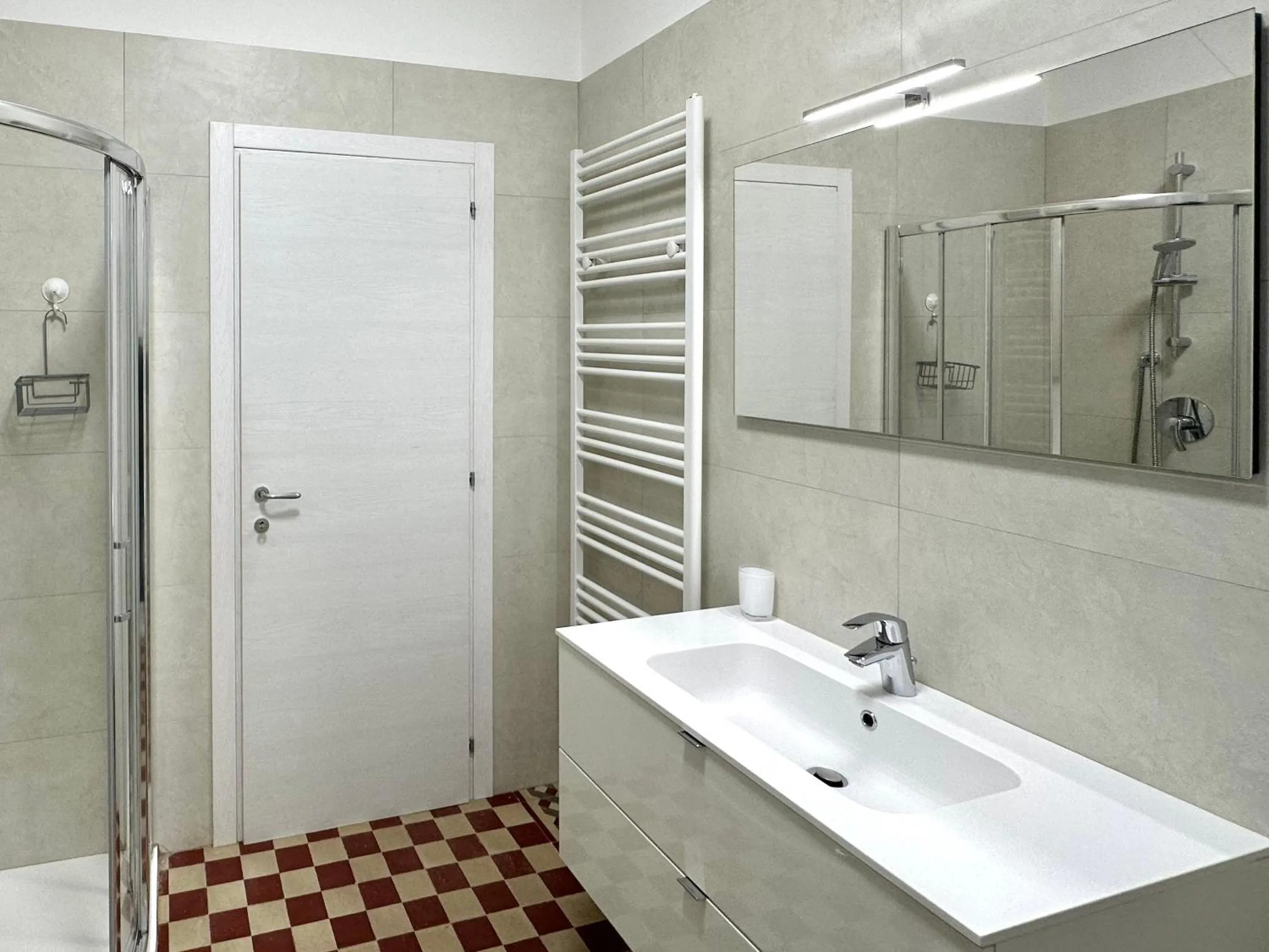 Shower in Ca' D'Agostino