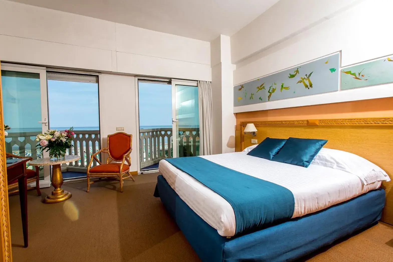 Bed in City Hotel Bed in City Hotel