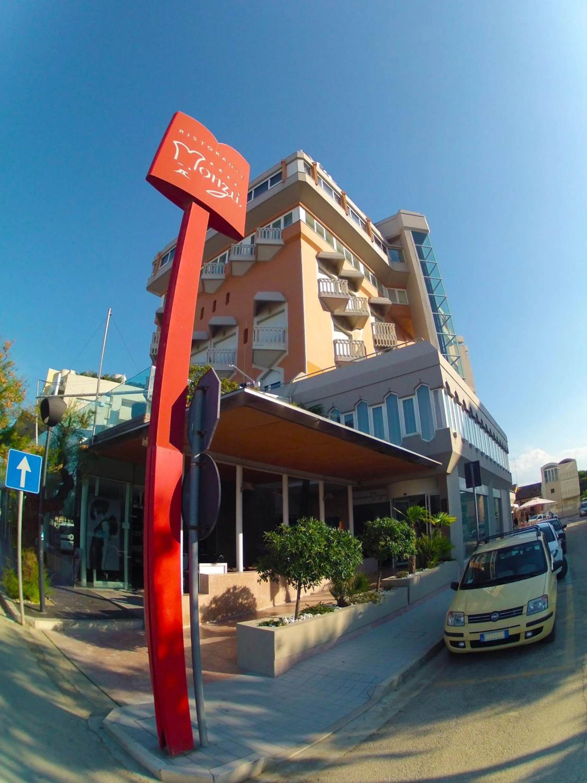 Facade/entrance in City Hotel