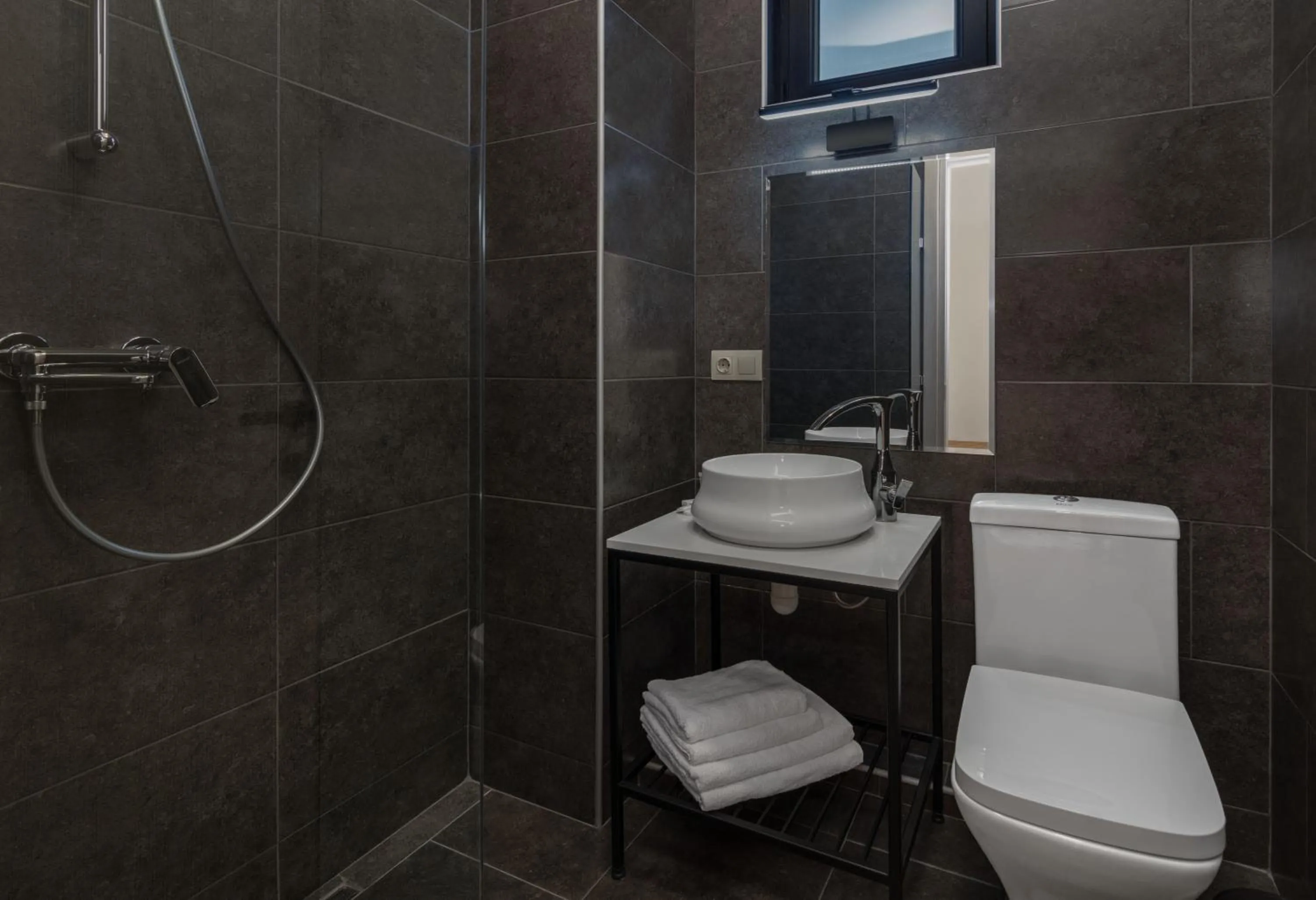Shower in Hotel Alexandria