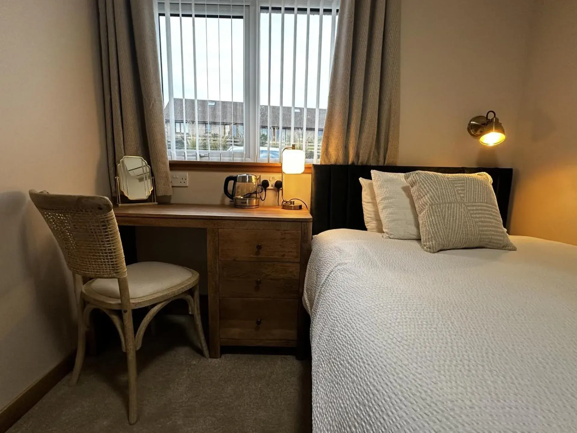Single Room - single occupancy in Royal Oak Guesthouse Single Room - single occupancy in Royal Oak Guesthouse