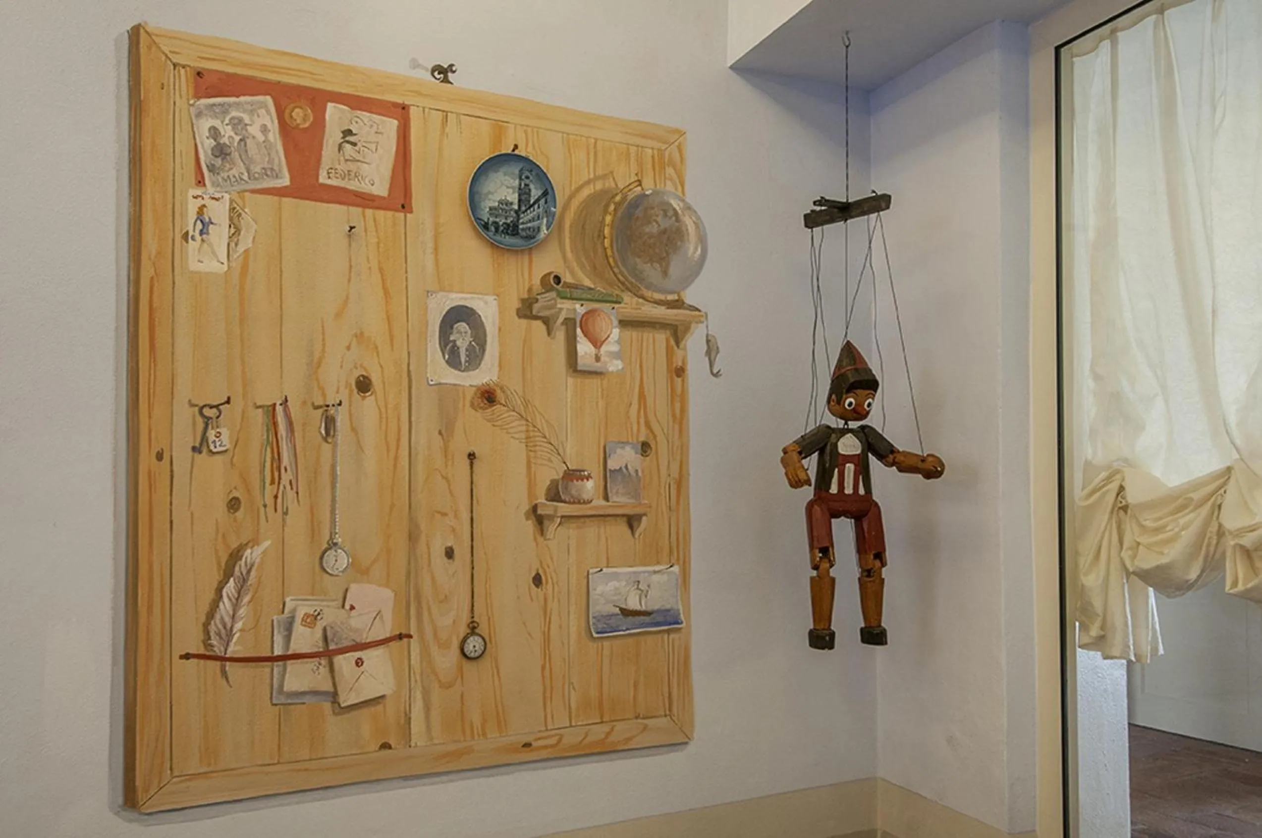 Decorative detail in Hotel Alla Corte degli Angeli