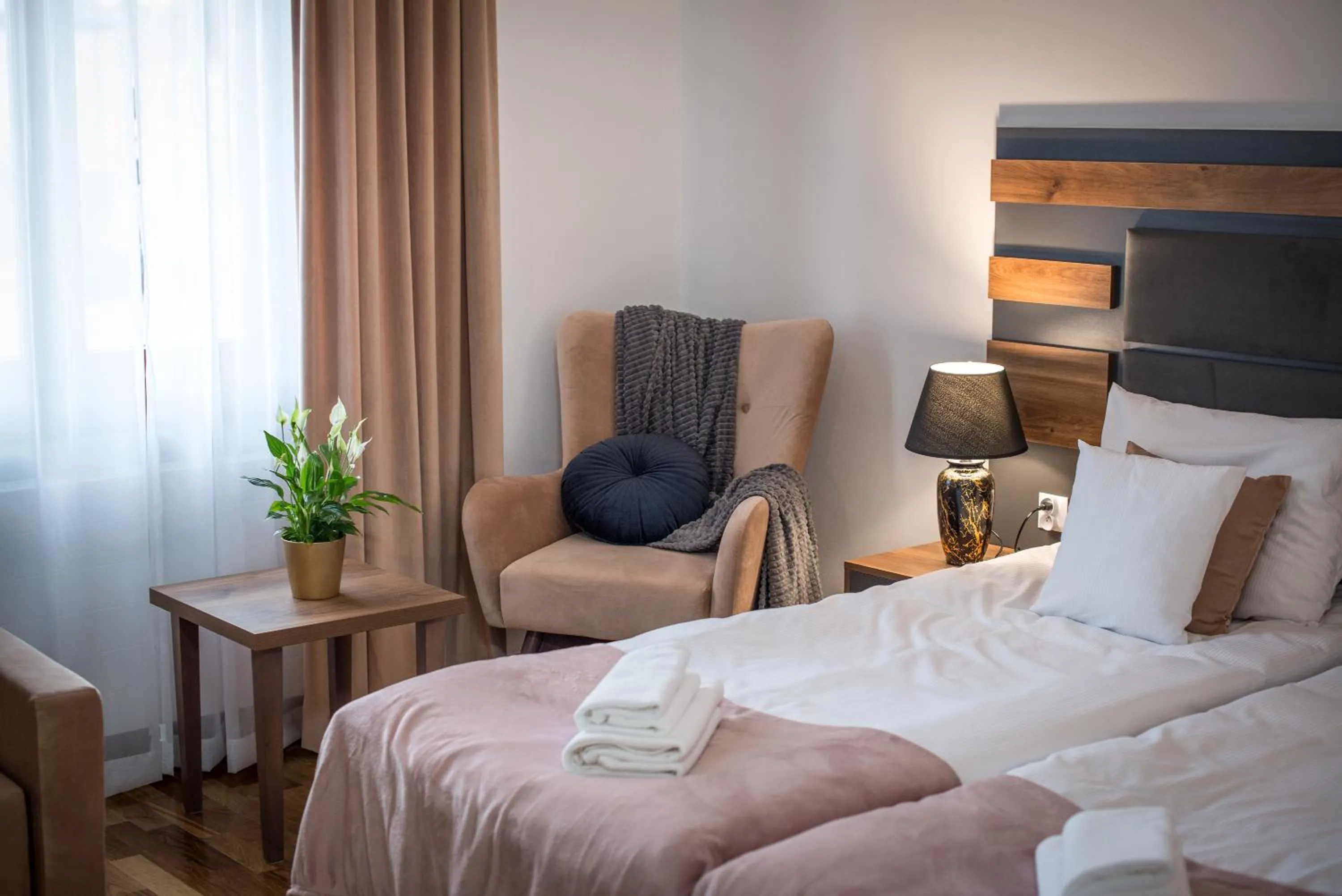 Bed in Hotel Sukcesor