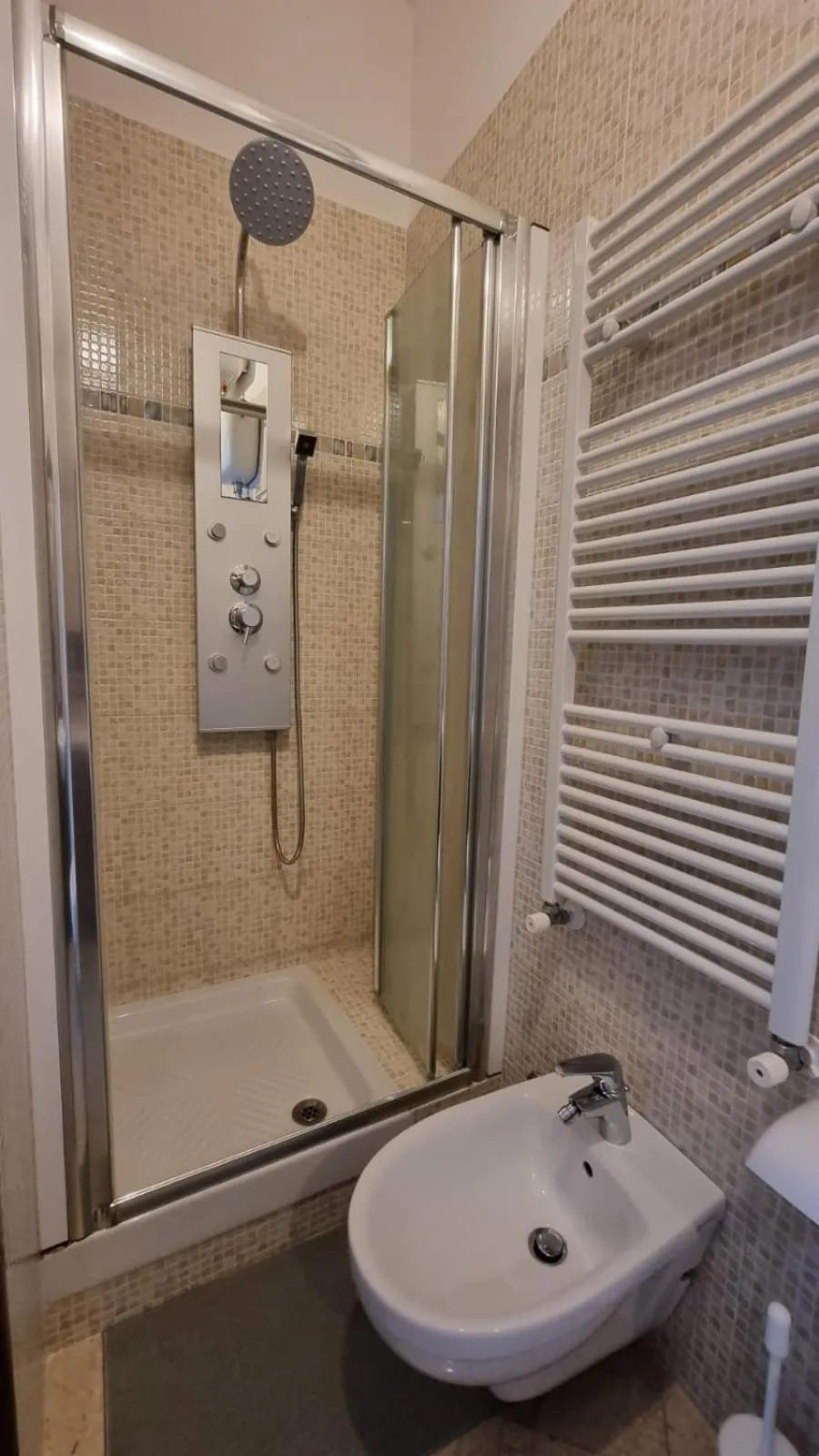 Bathroom in Casa Bianca B&B