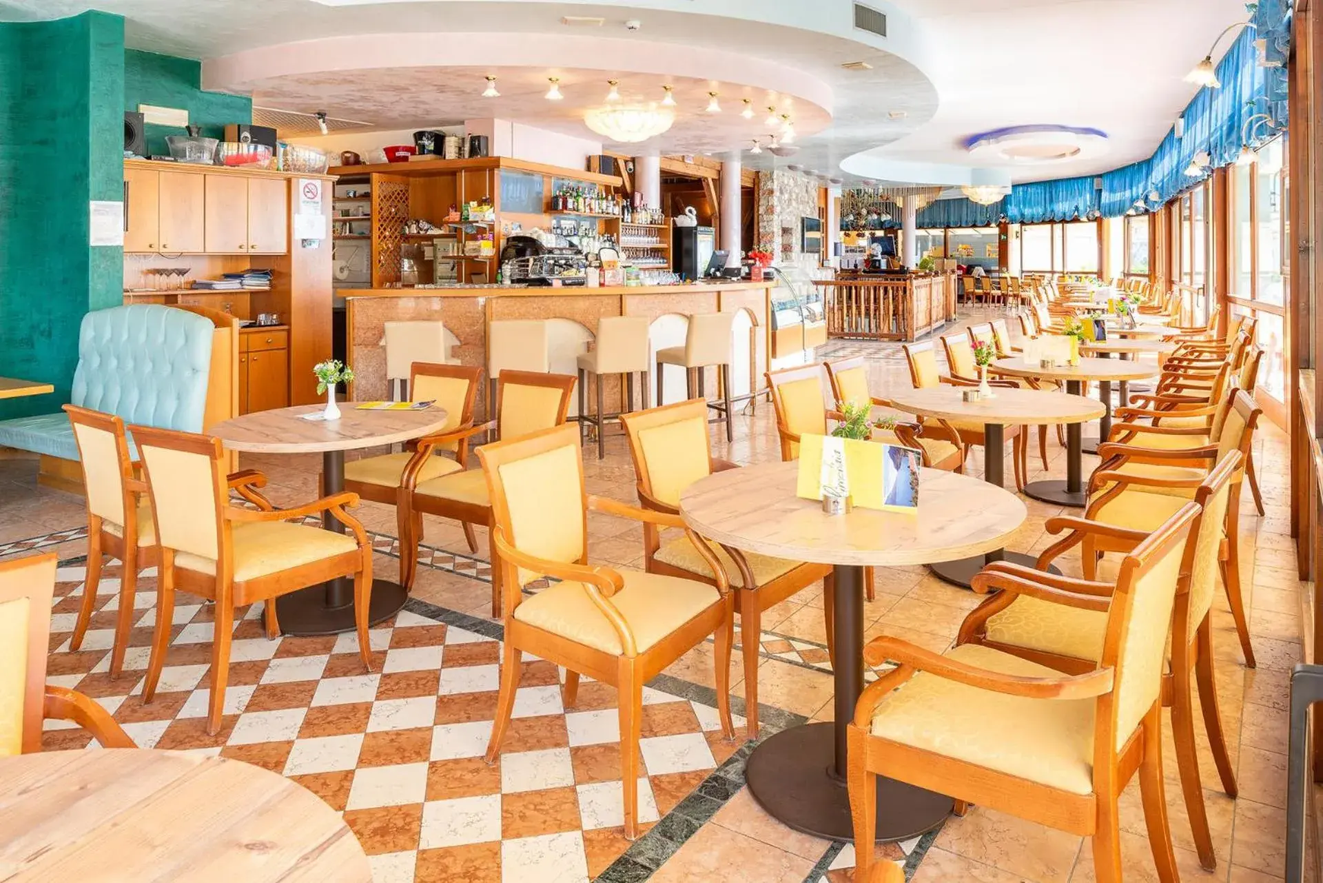 Lounge or bar in Centro Vacanze La Limonaia Lounge or bar in Centro Vacanze La Limonaia