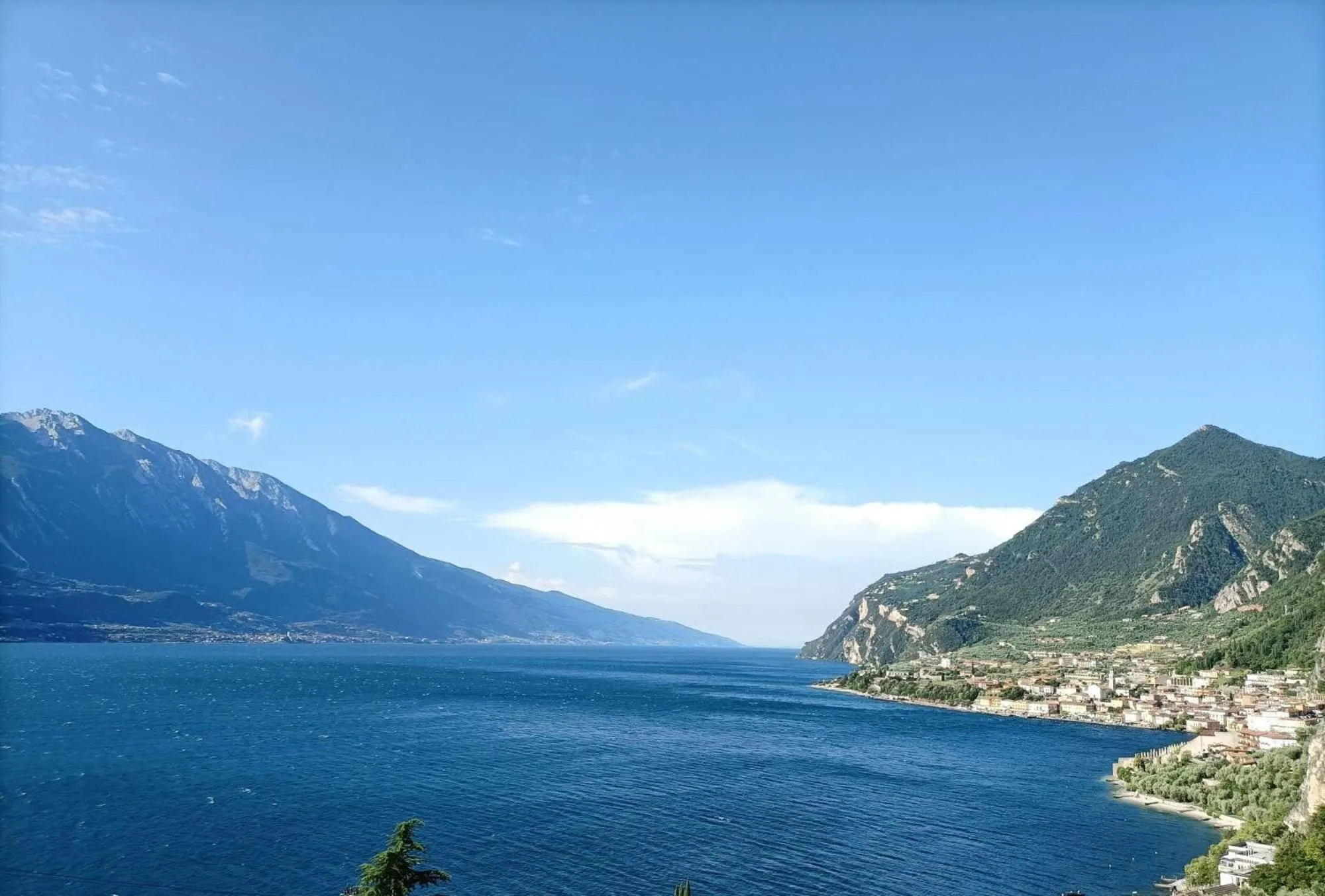 Lake view in Centro Vacanze La Limonaia