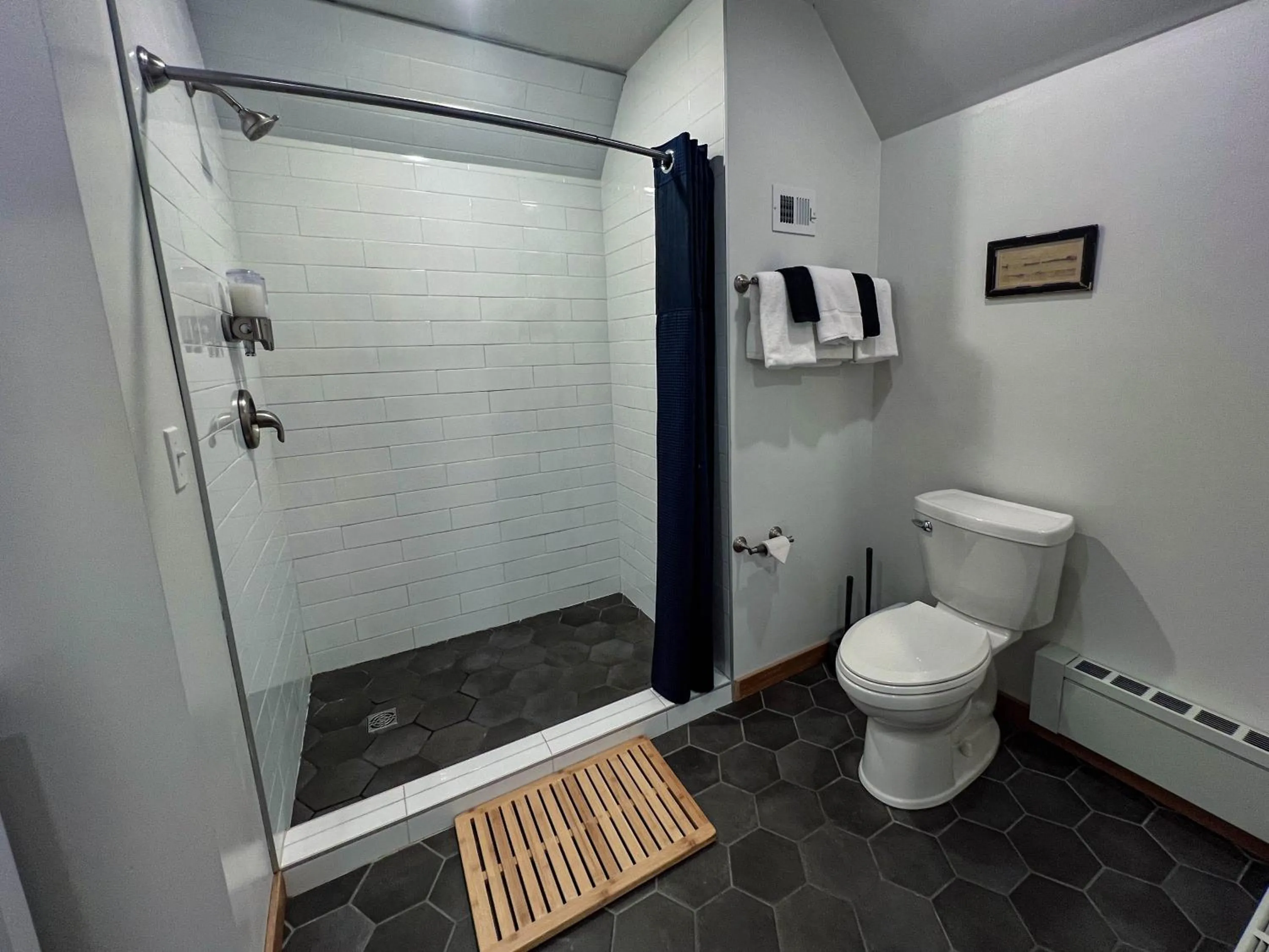 Shower in Endion Inn