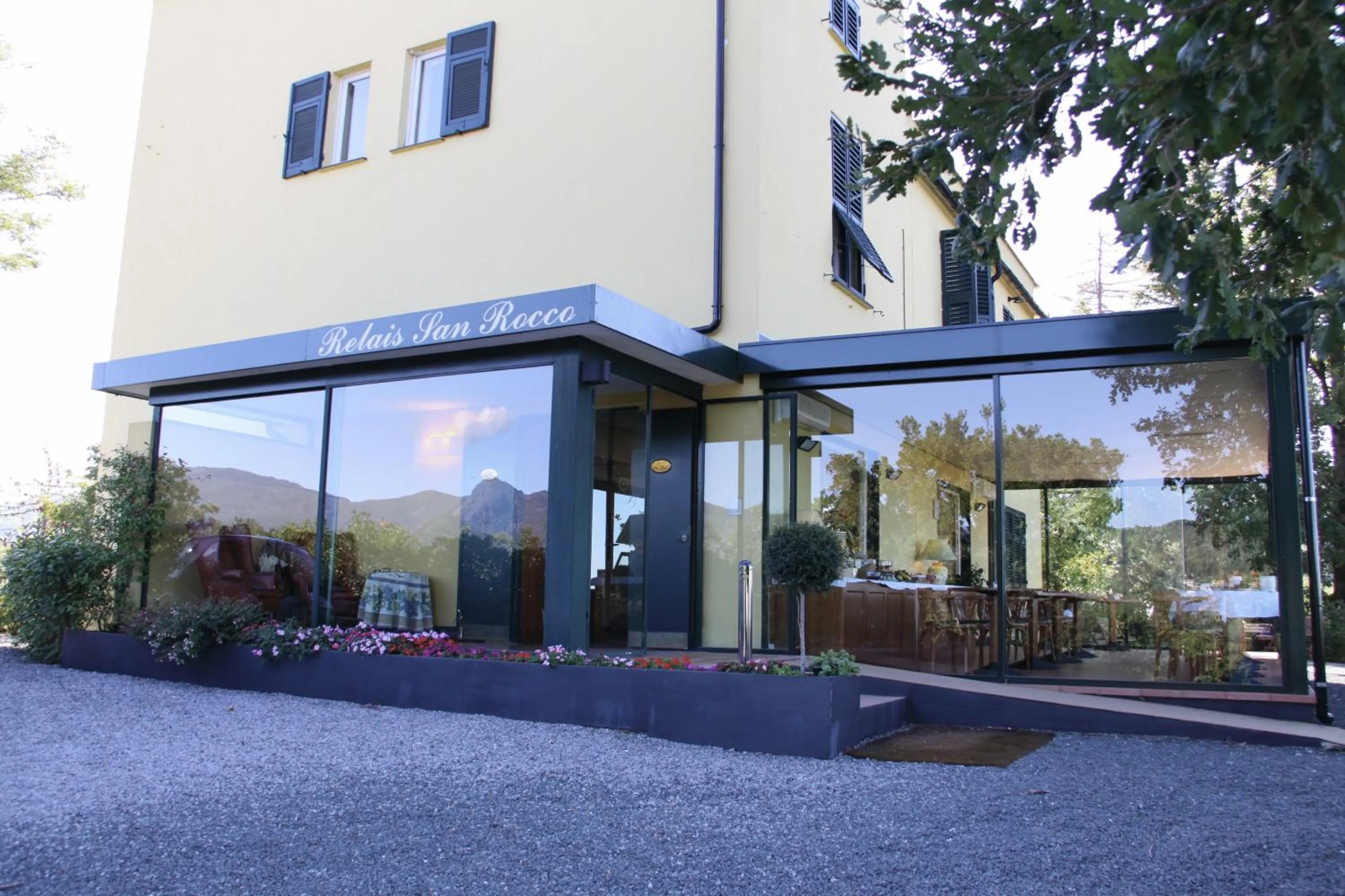 Decorative detail in Relais San Rocco