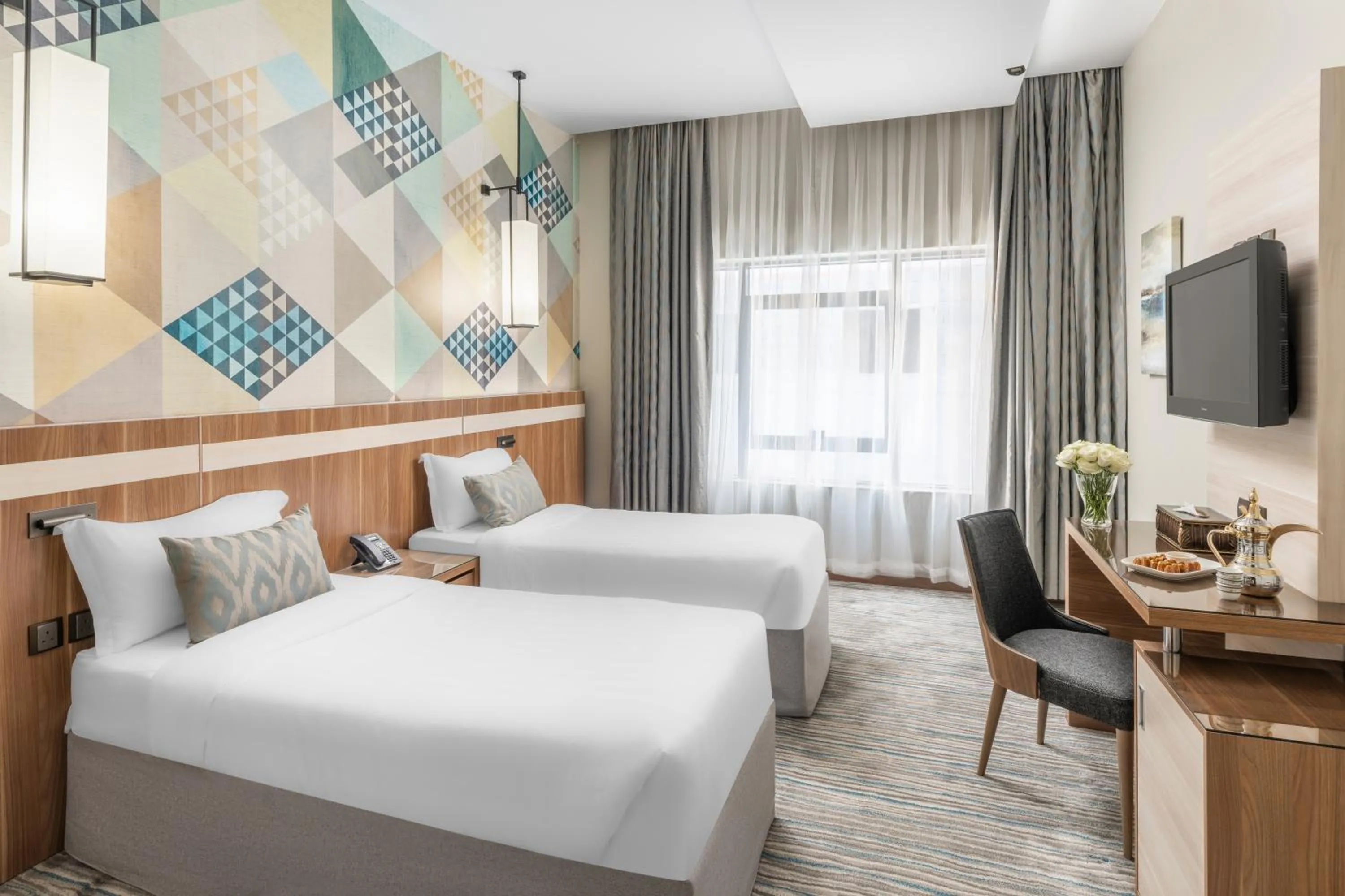 Bedroom, Bed in Roots Hotel