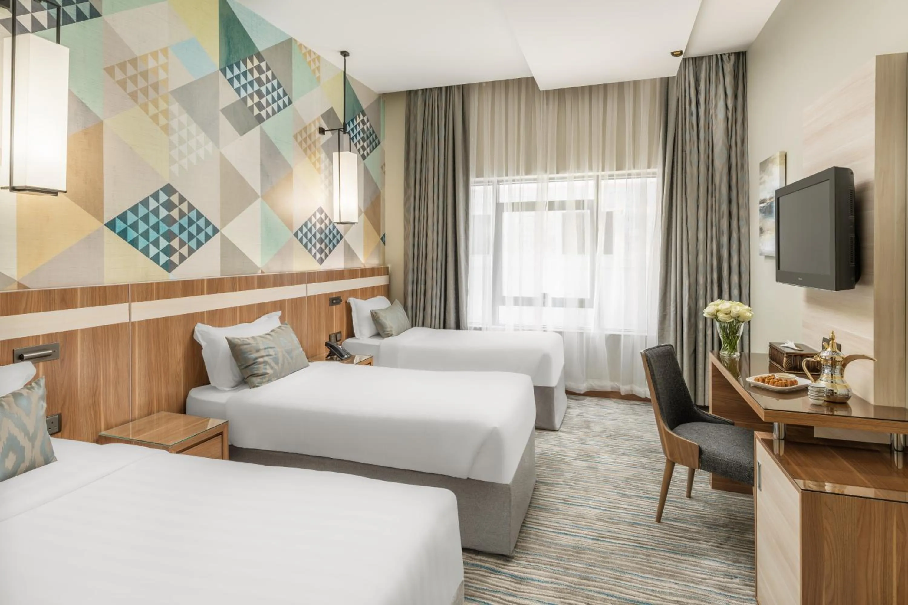 Bedroom, Bed in Roots Hotel