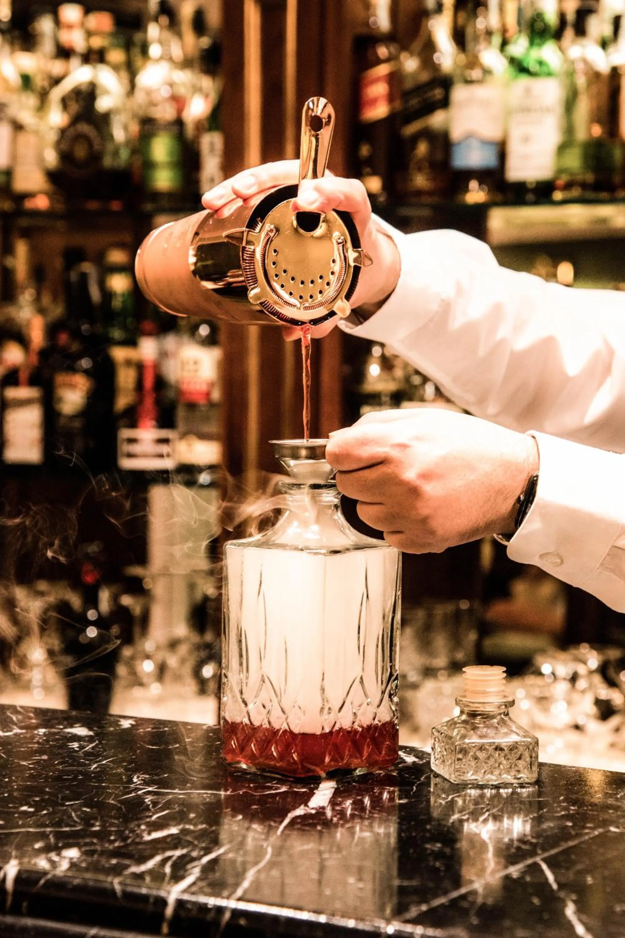 Restaurant/places to eat in Hotel Bristol Palace