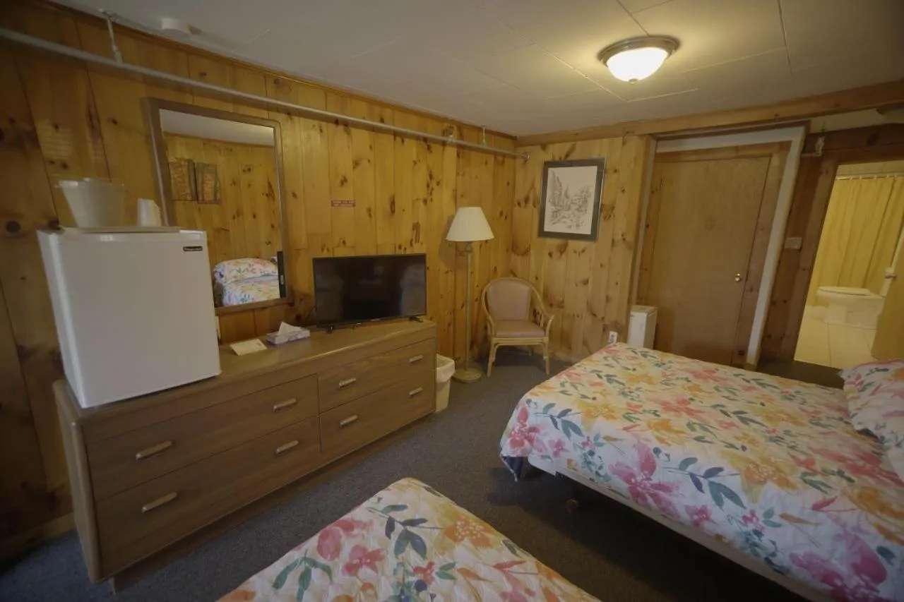 Betty Doon Motor Hotel