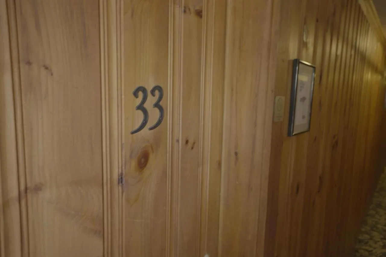 Betty Doon Motor Hotel