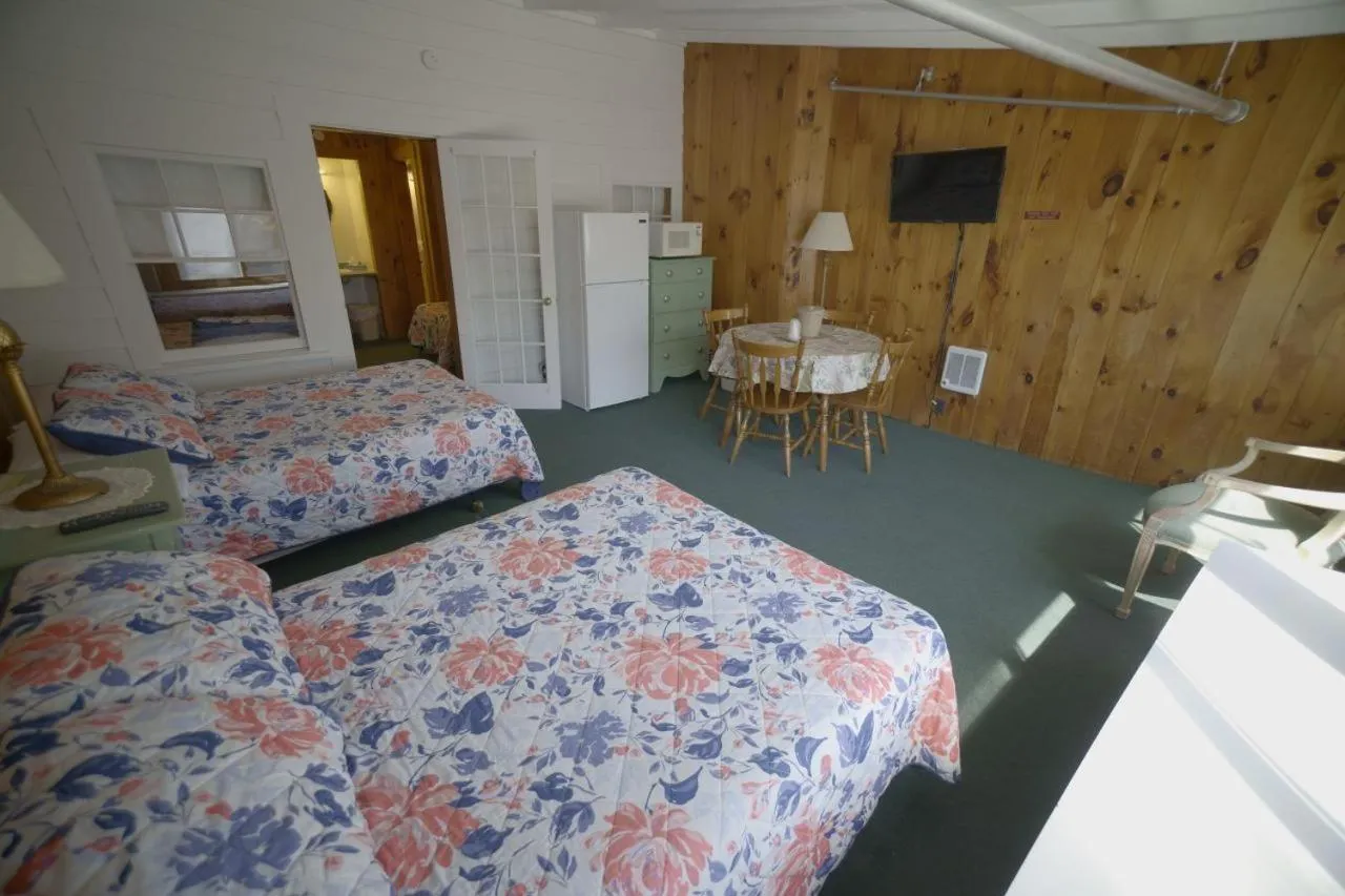 Betty Doon Motor Hotel