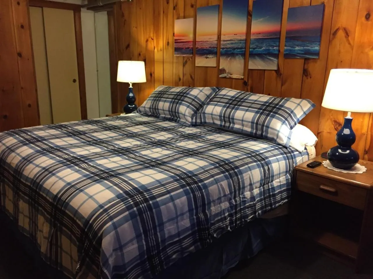 Betty Doon Motor Hotel