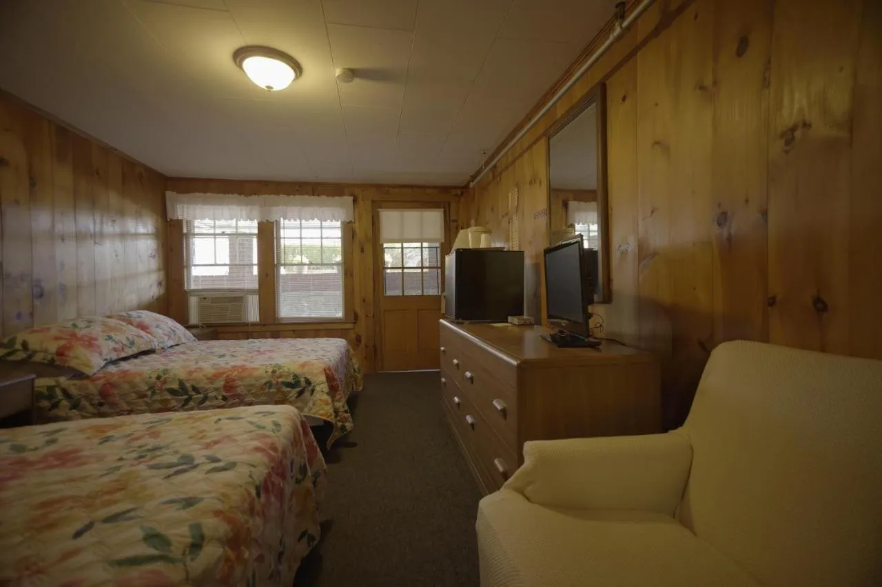 Betty Doon Motor Hotel