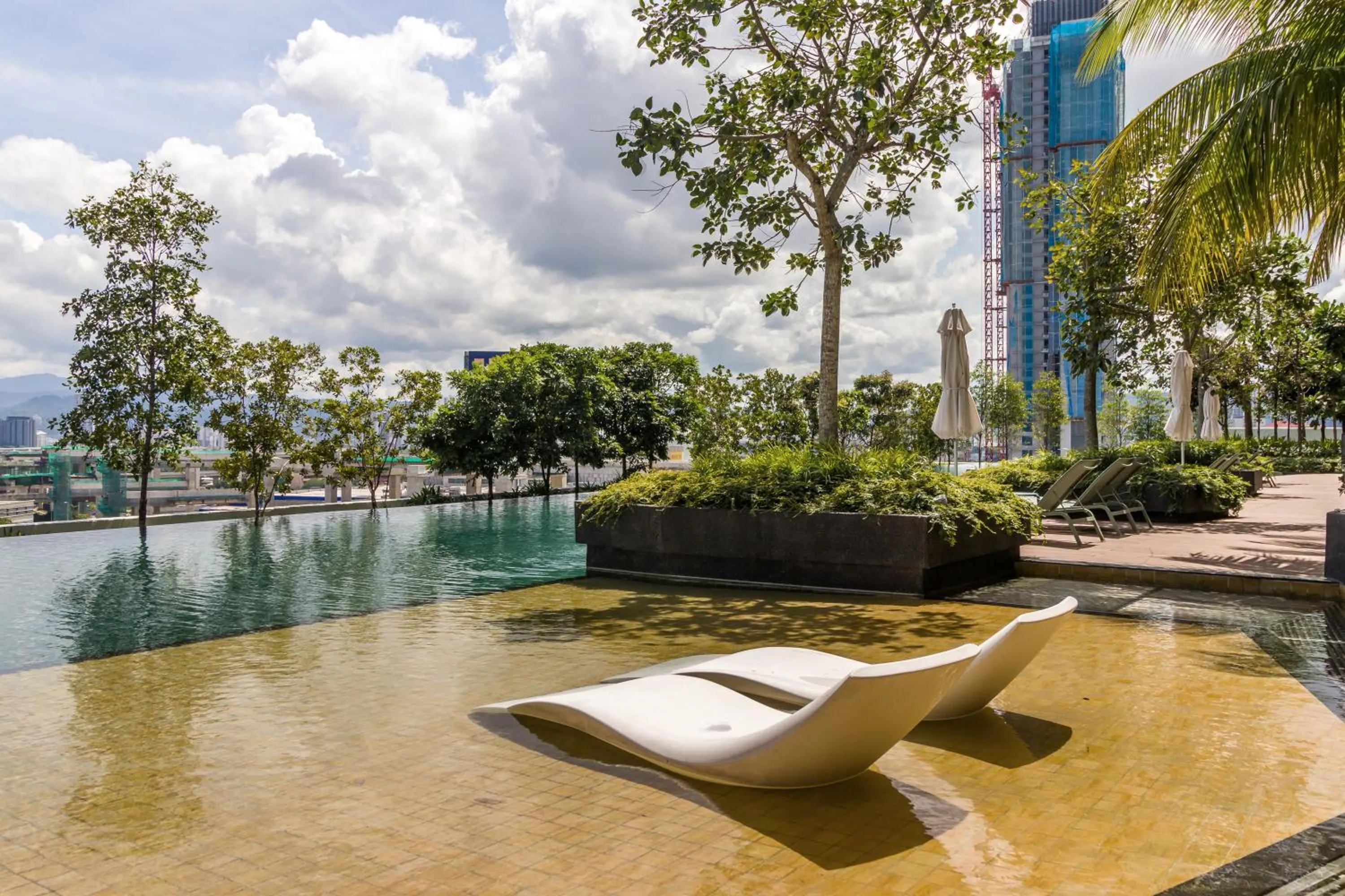 Garden in Continew Residensi by Airhost