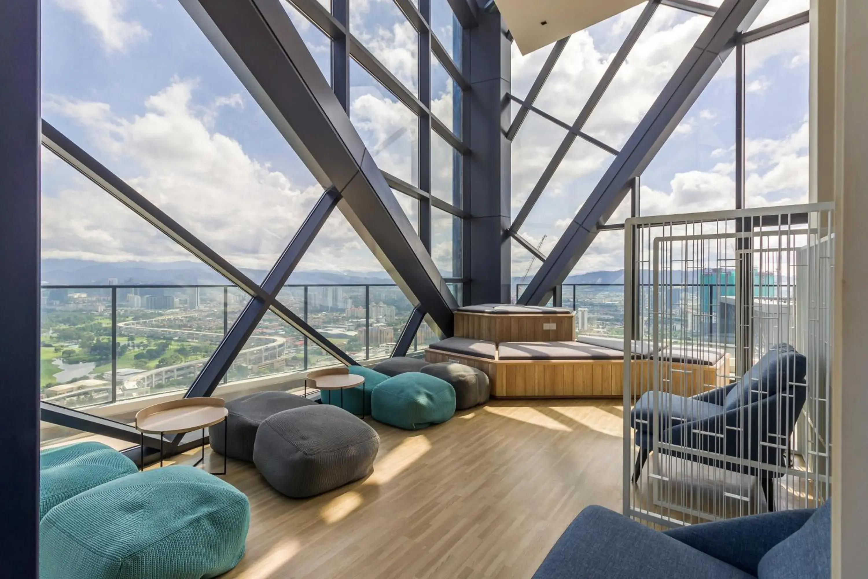 Lounge or bar in Continew Residensi by Airhost Lounge or bar in Continew Residensi by Airhost