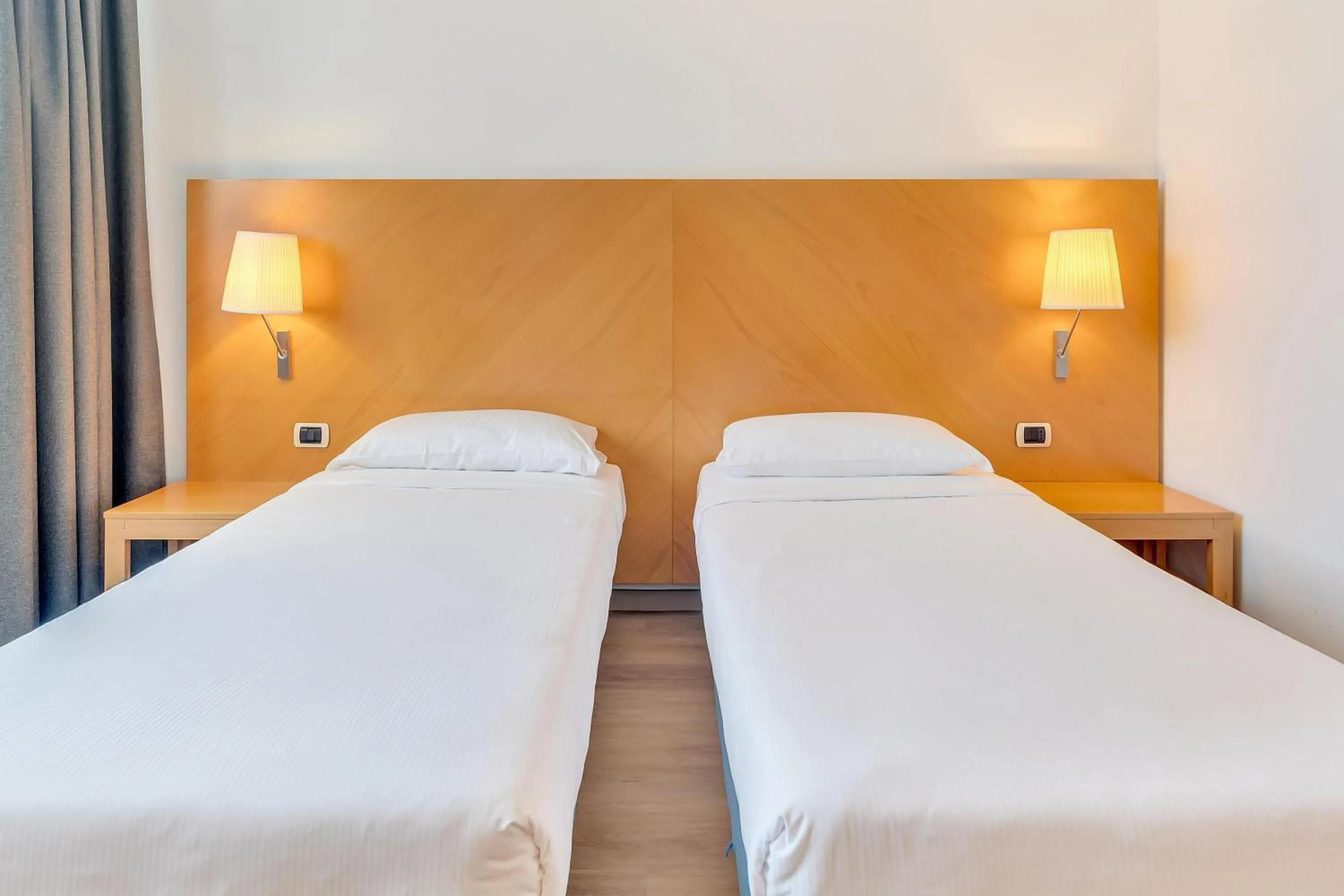 Photo of the whole room, Bed in B&B HOTEL Bergamo Executive