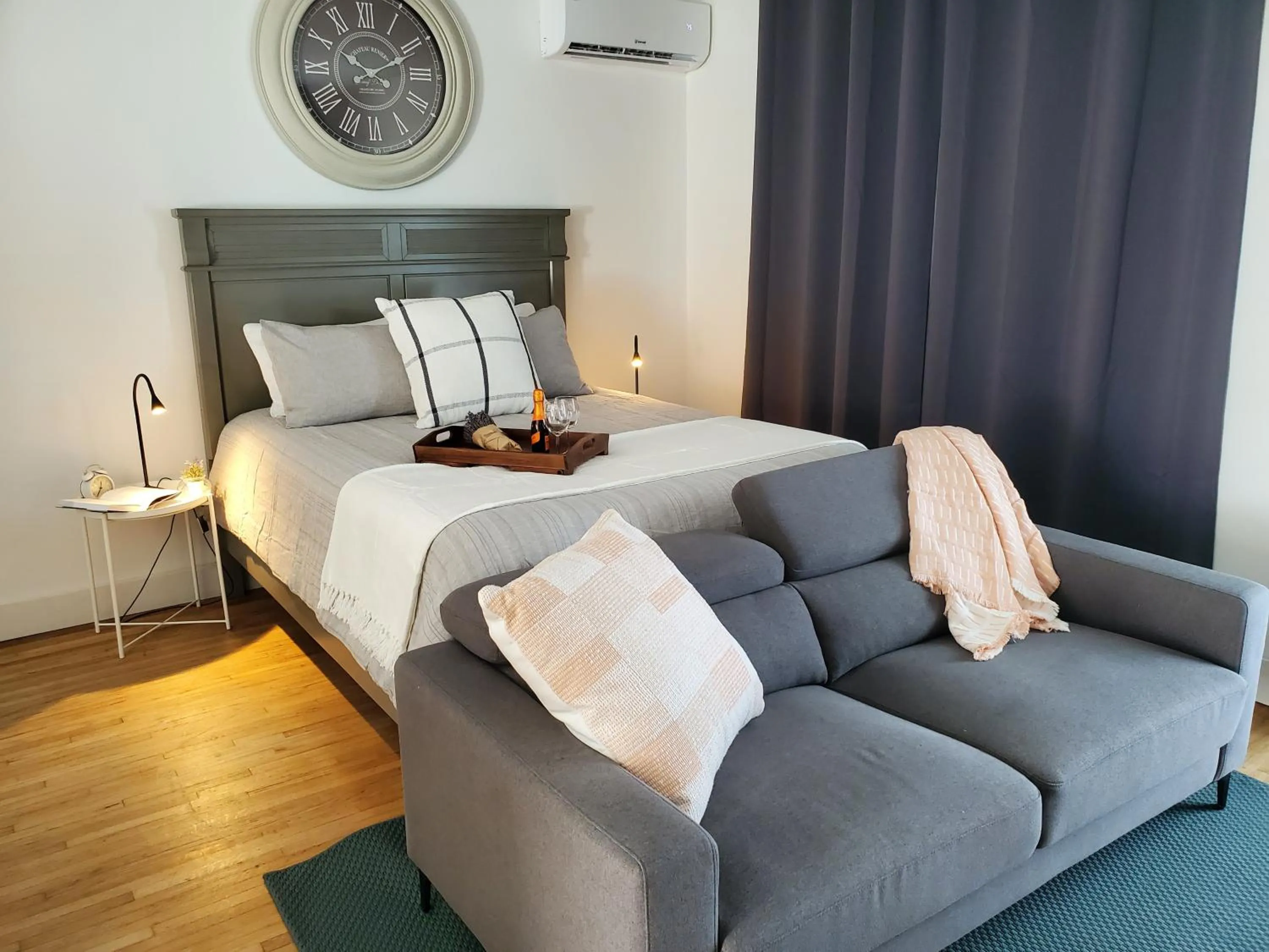 Bed in Casa Cuba in Little Havana, Brickell, Calle 8 and 10 minutes to the Beach FREE PARKING