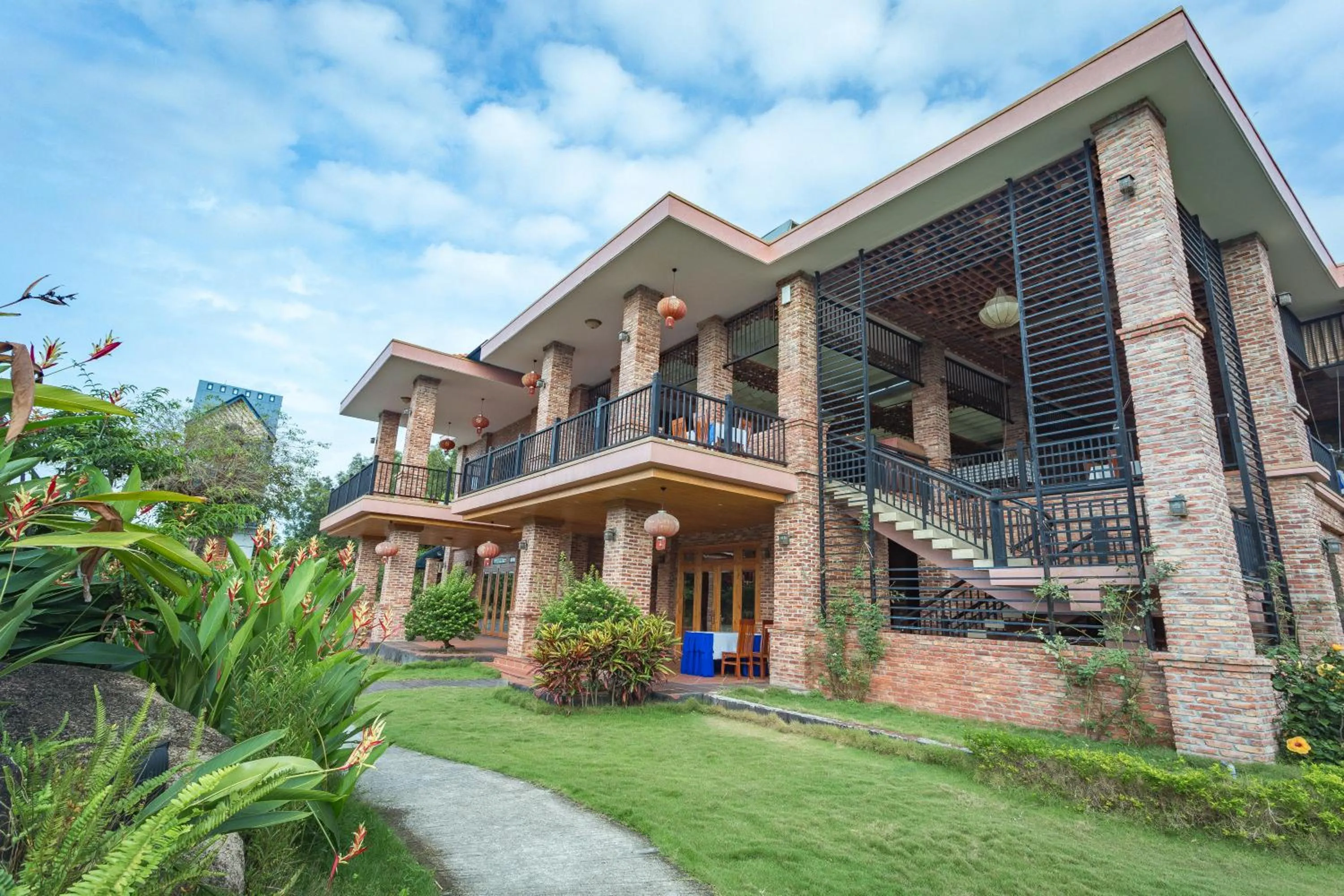 Restaurant/places to eat in Minh Hai Resort