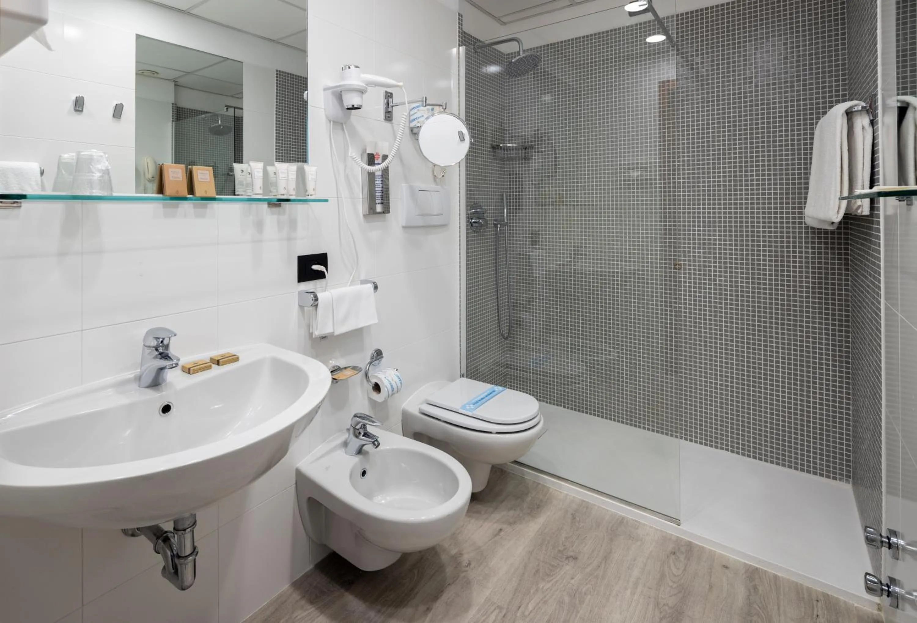 Bathroom in Best Western Regina Elena