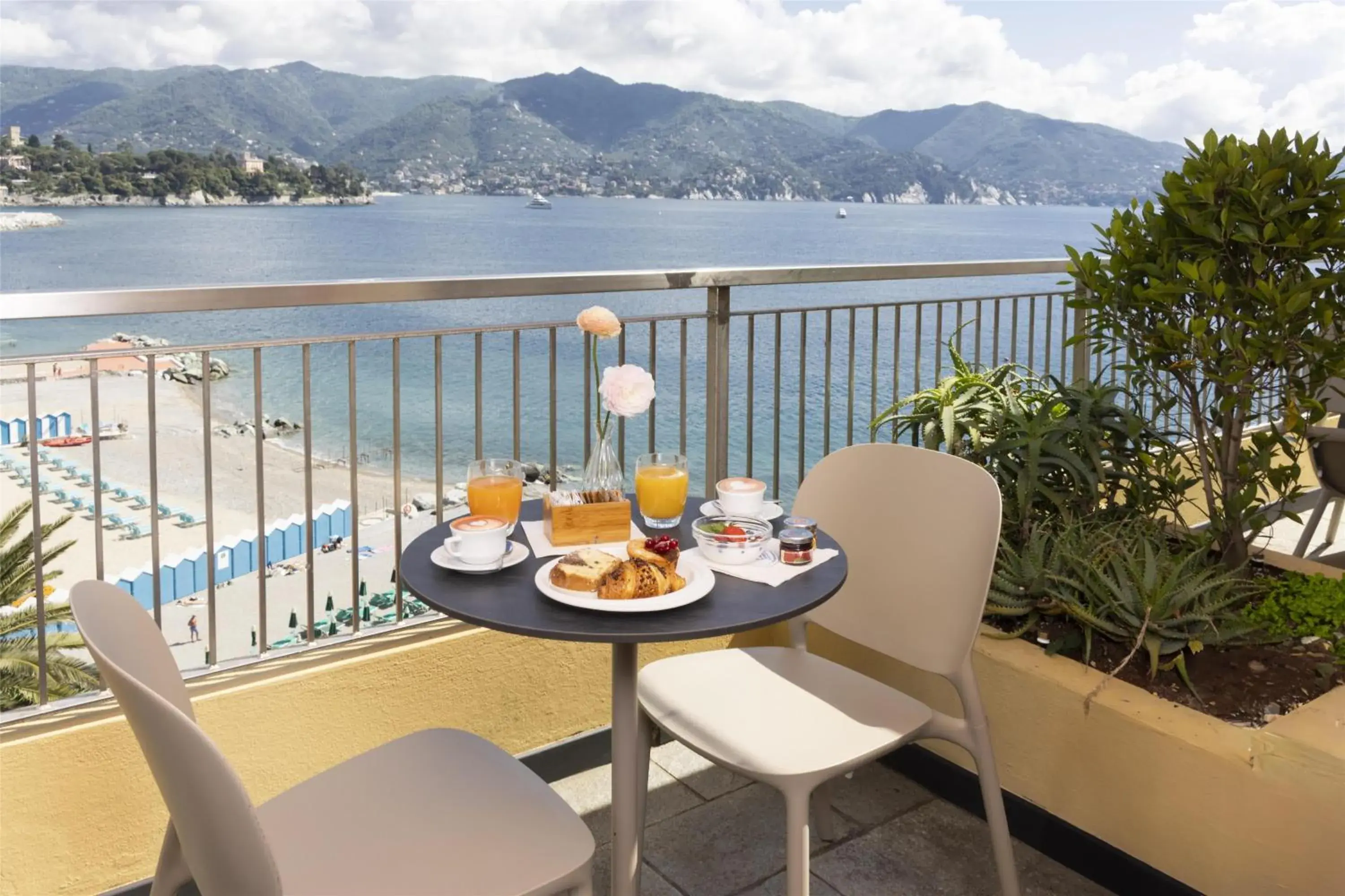 View (from property/room) in Best Western Regina Elena View (from property/room) in Best Western Regina Elena