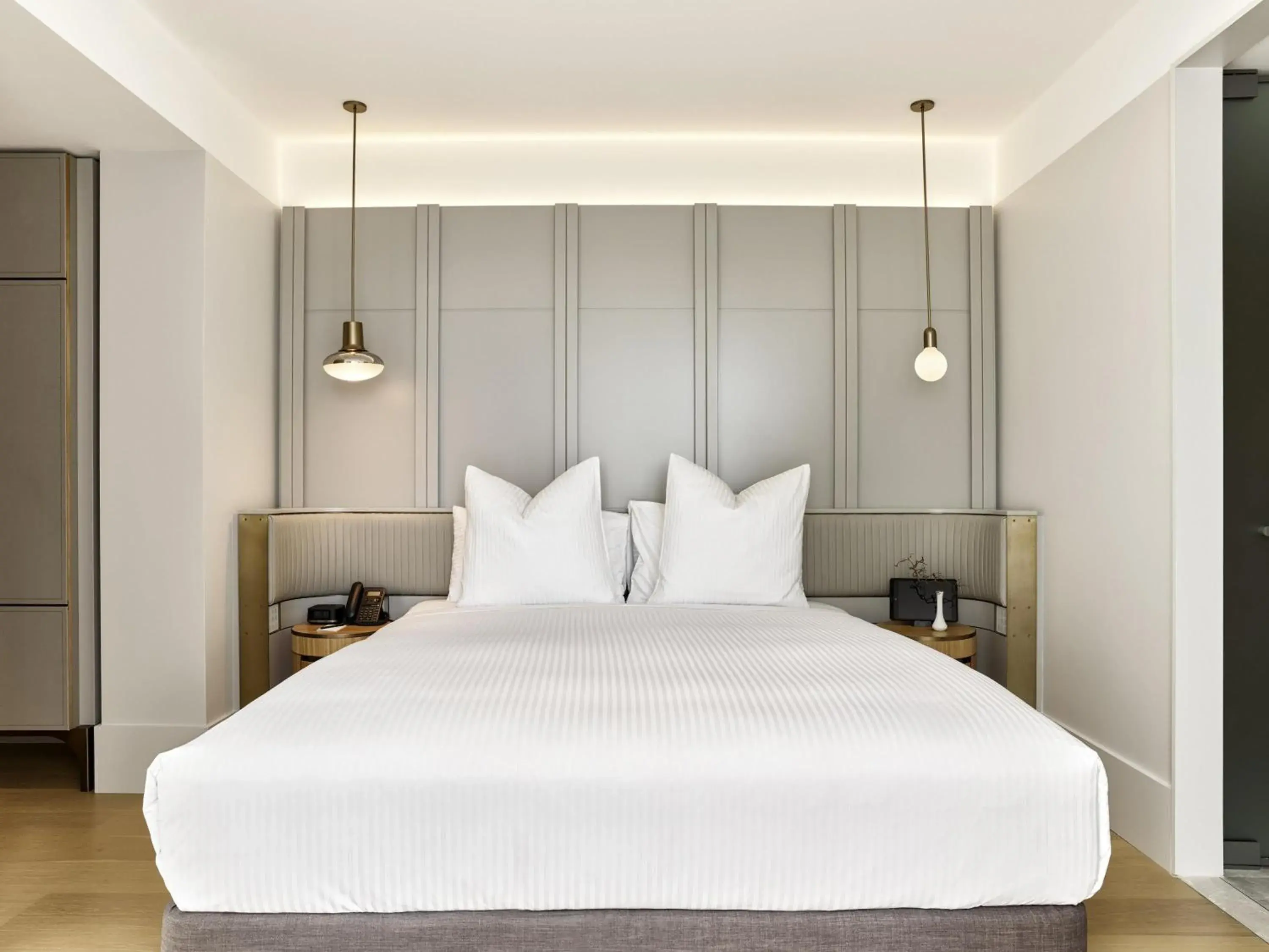 Superior King Room in The Porter House Hotel Sydney - MGallery Superior King Room in The Porter House Hotel Sydney - MGallery