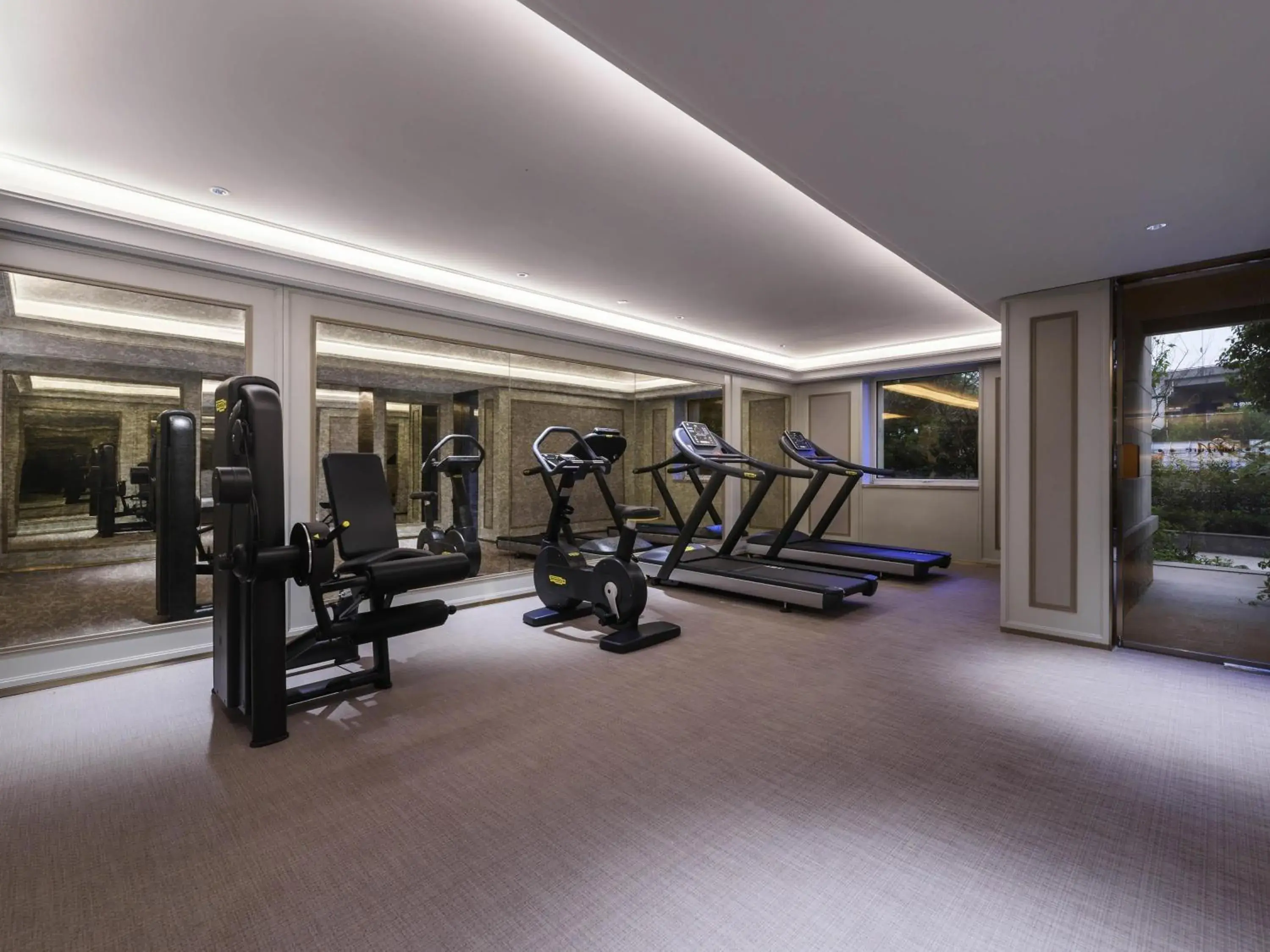 Property building in Mercure Shanghai Jinqiao Property building in Mercure Shanghai Jinqiao