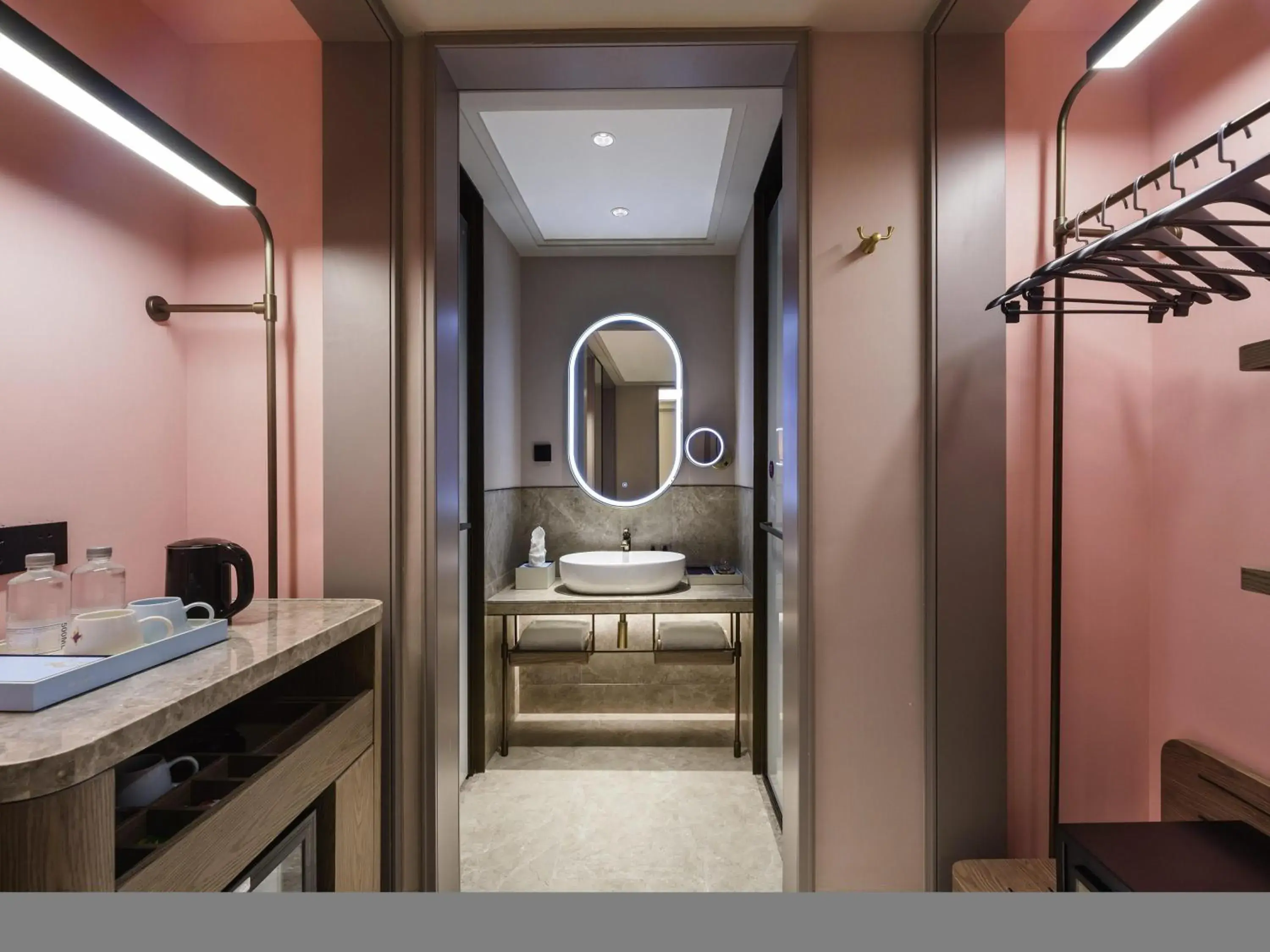 Bedroom in Mercure Shanghai Jinqiao Bedroom in Mercure Shanghai Jinqiao