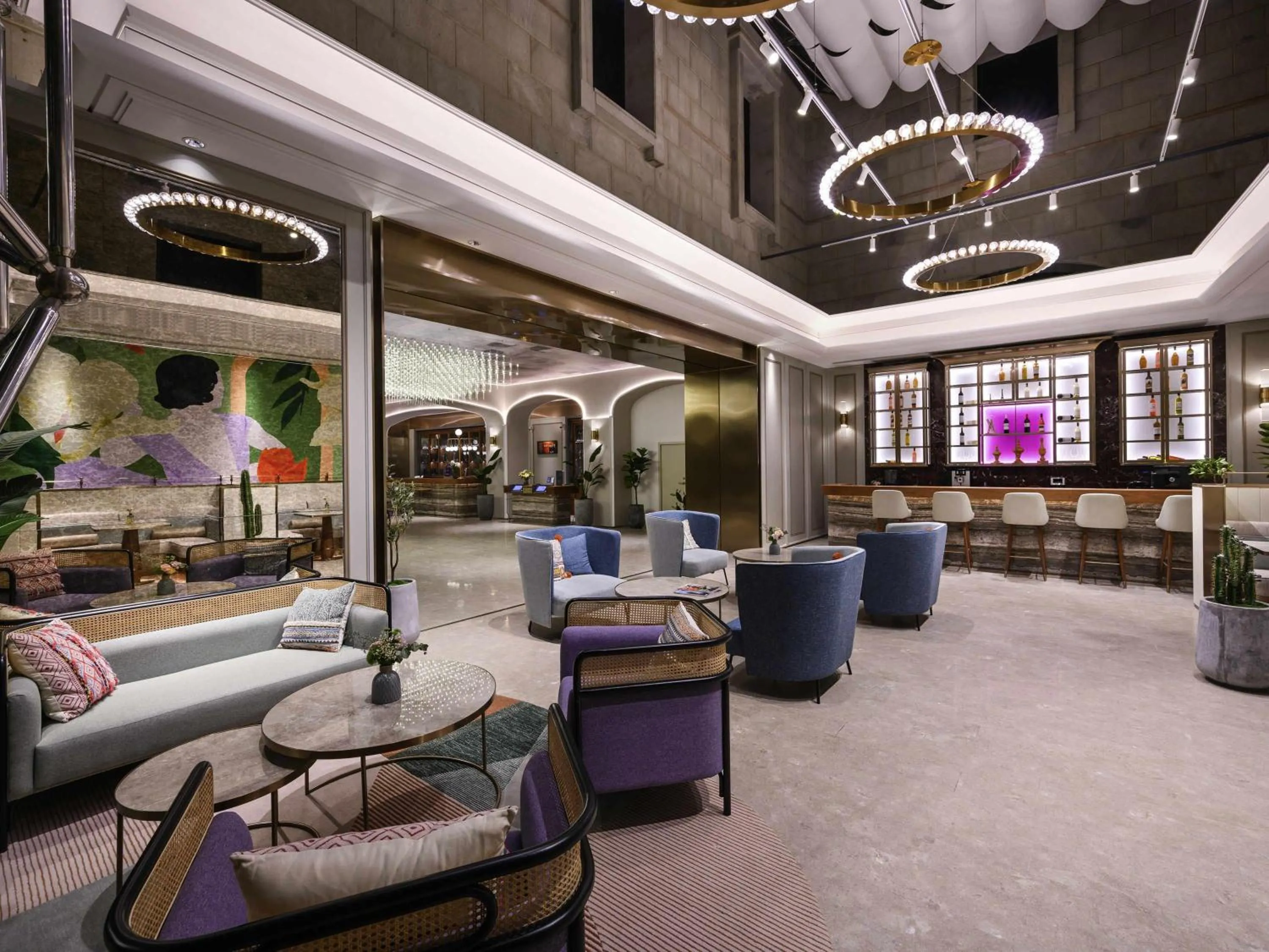 Lounge or bar in Mercure Shanghai Jinqiao