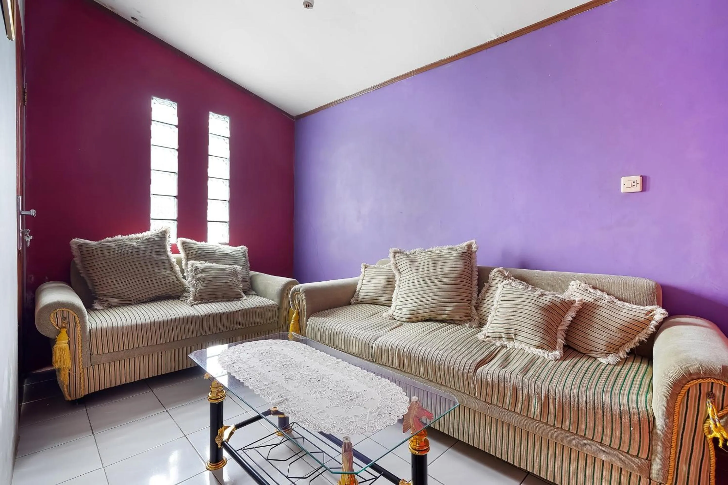 Lobby or reception in OYO Homes 91156 Eco Tourism Big Farmer Desa Kertawangi Syariah