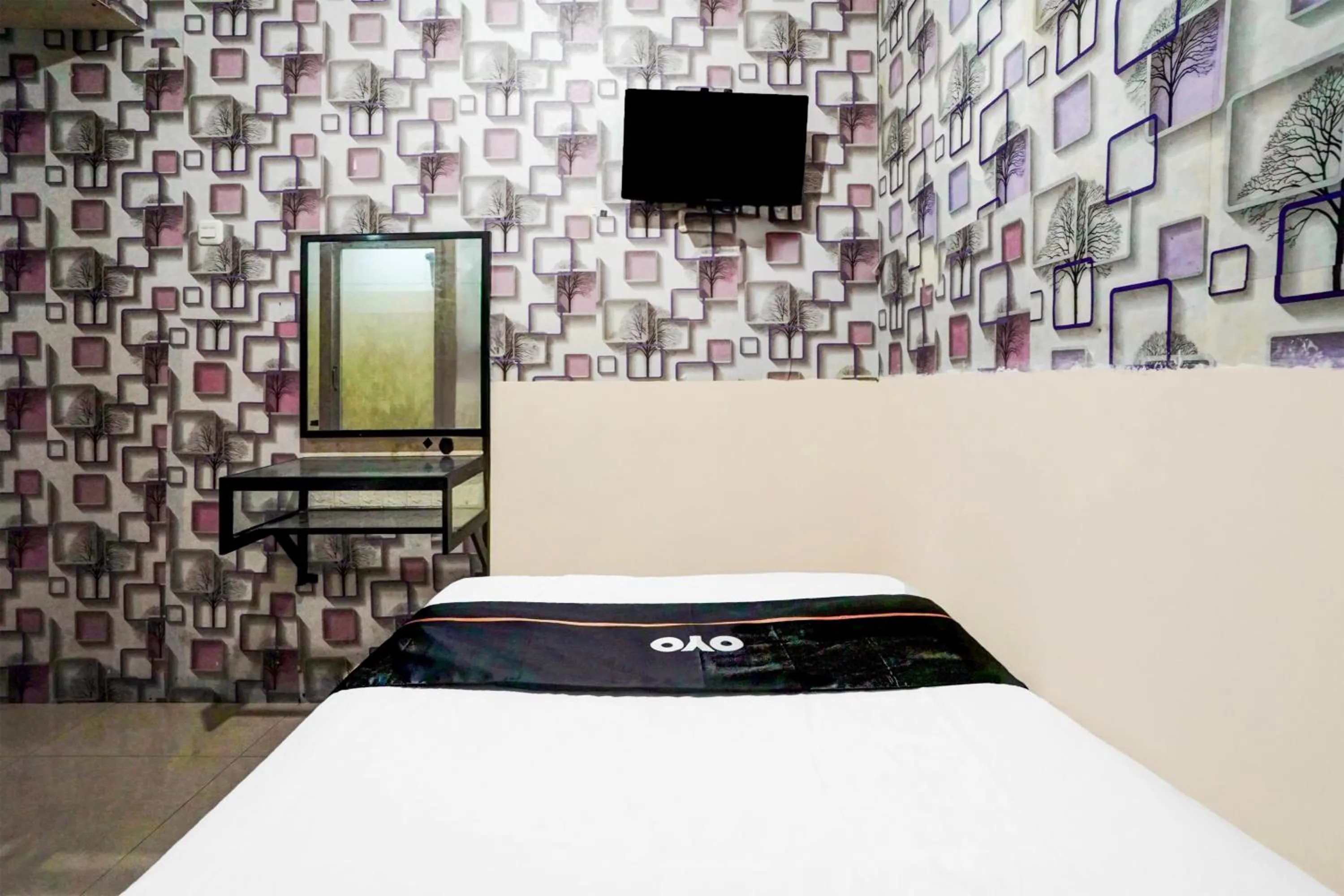 Bedroom, Bed in Hotel O Surabaya near Universitas Airlangga formerly Kertajaya Residence Surabaya