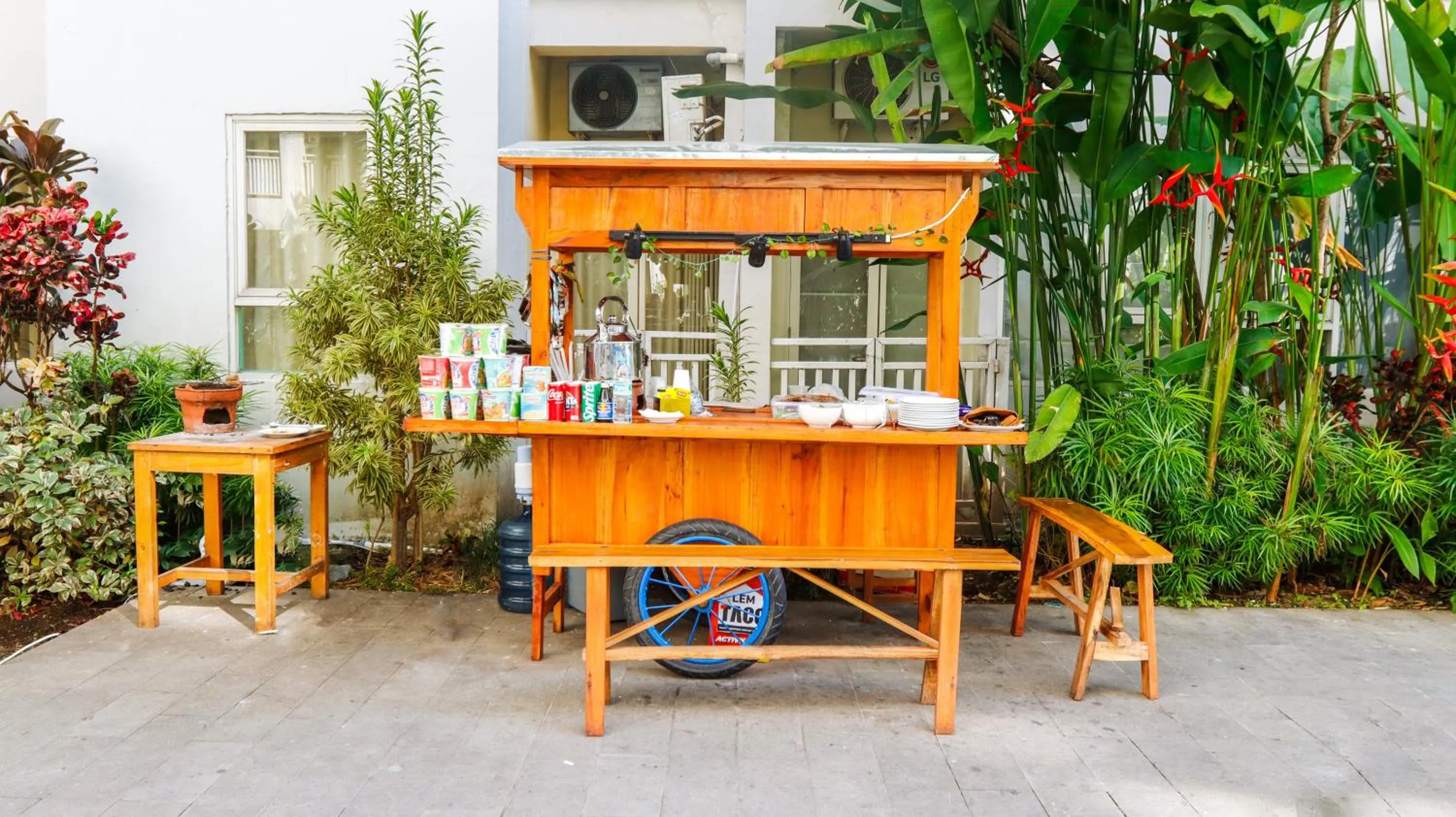 Dining area in Next Hotel Yogyakarta