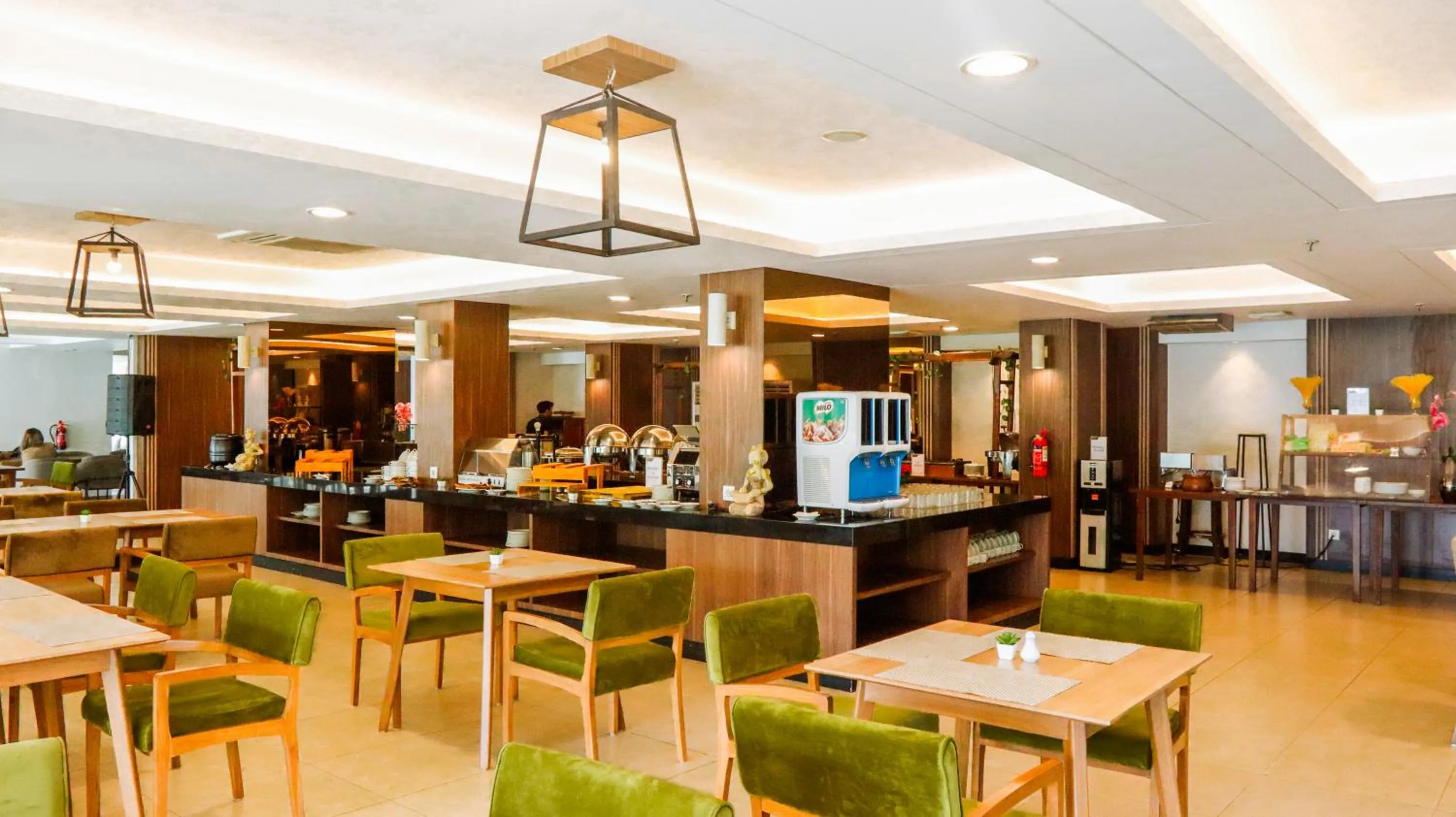 Restaurant/places to eat in Next Hotel Yogyakarta