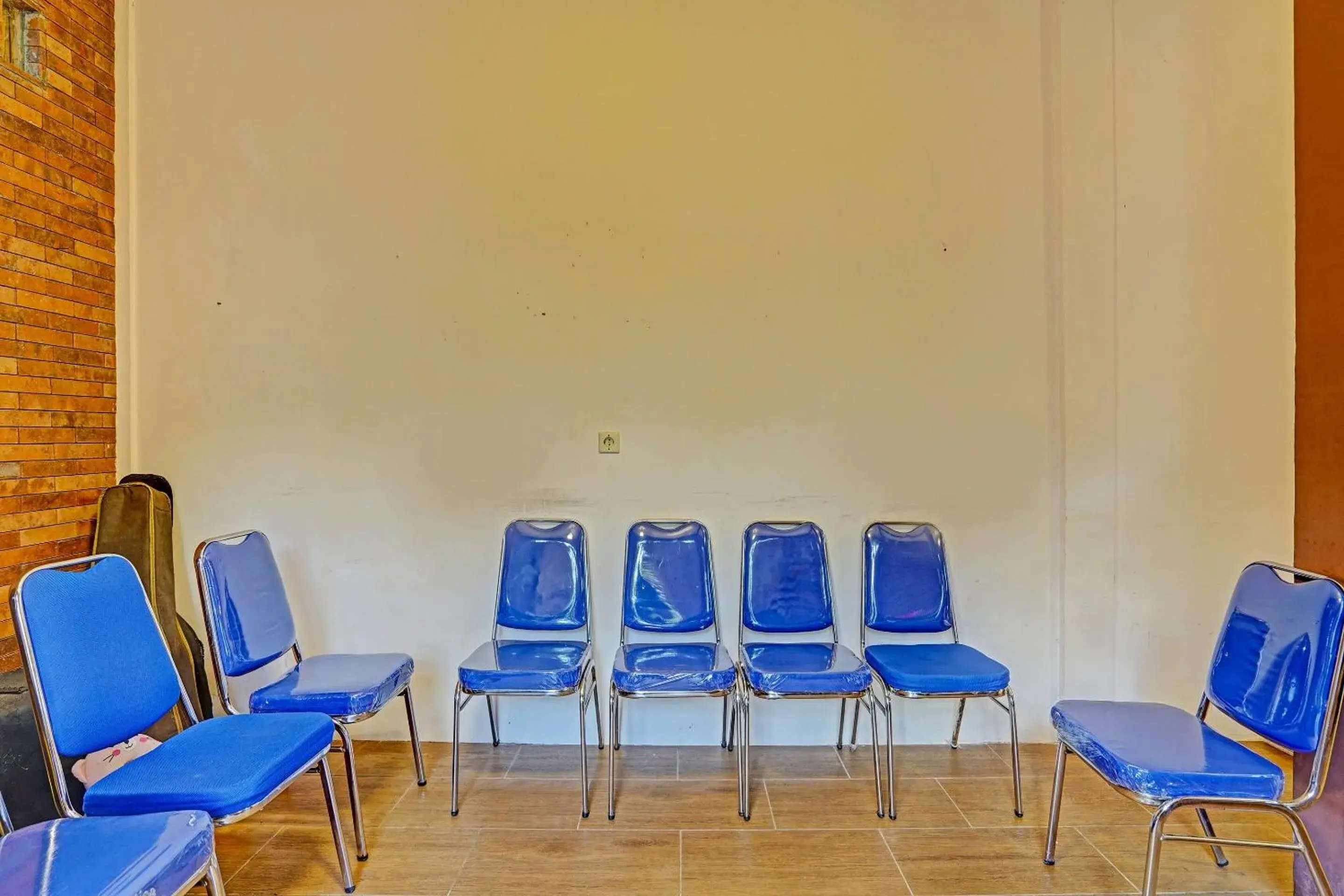 Lobby or reception in Hotel O Desa Wisata Alam Gosari (wagos) Lobby or reception in Hotel O Desa Wisata Alam Gosari (wagos)