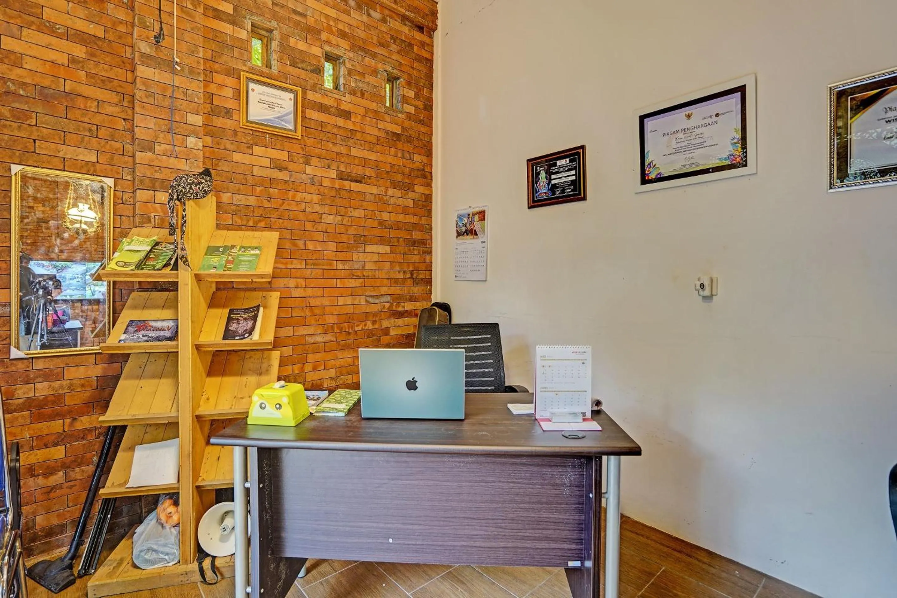 Lobby or reception in Hotel O Desa Wisata Alam Gosari (wagos)