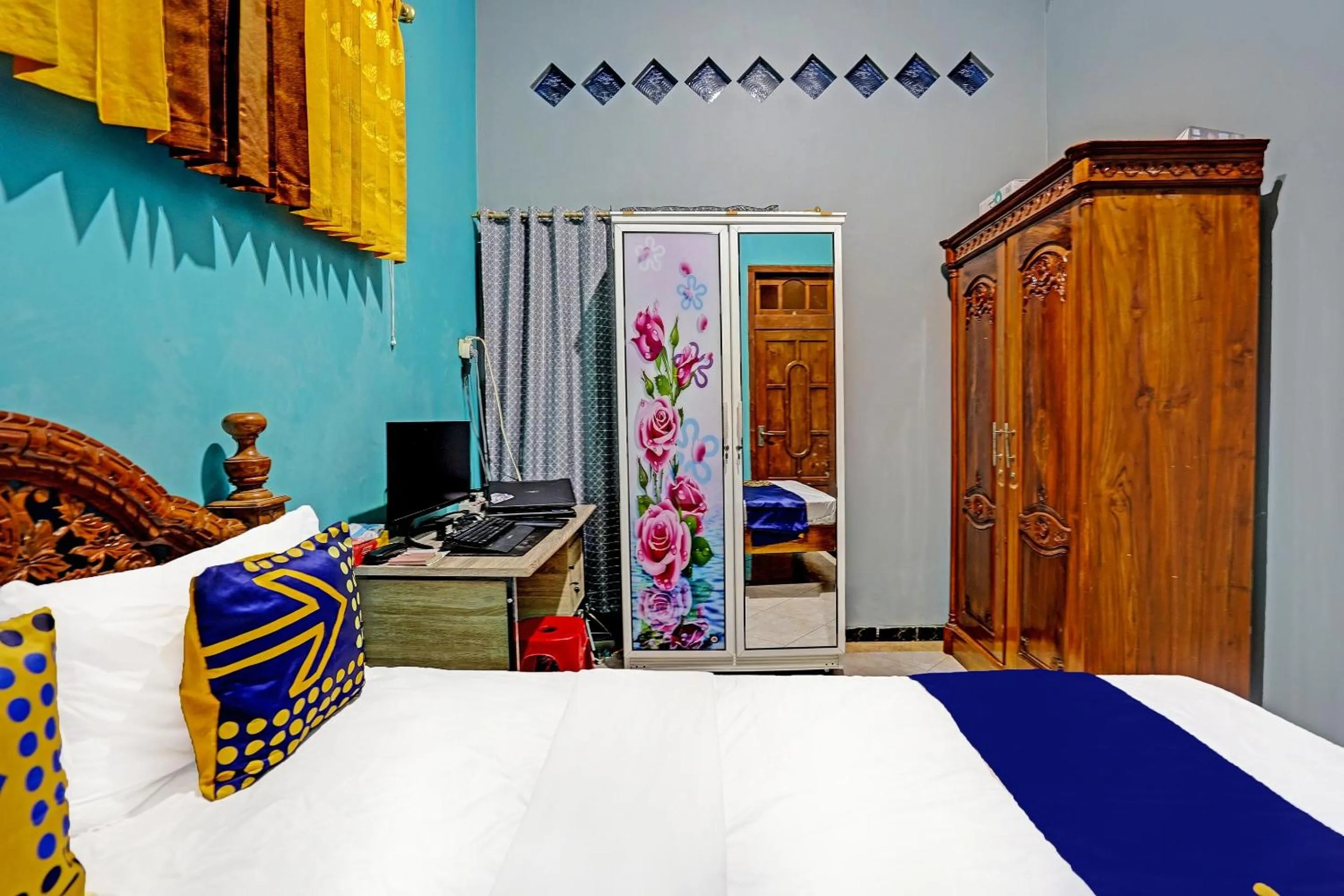 Bedroom, Bed in Hotel O Desa Wisata Alam Gosari (wagos)