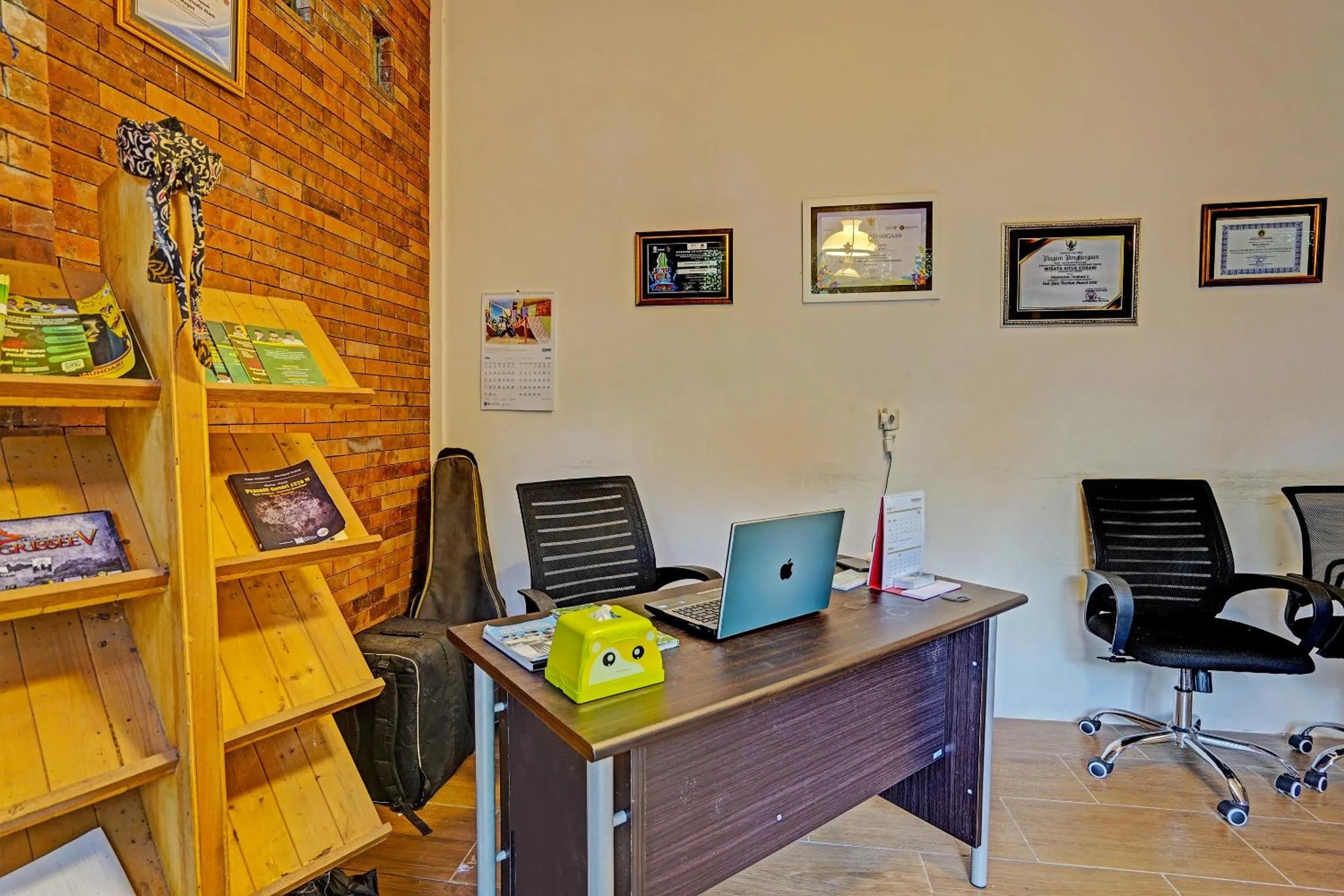 Lobby or reception in Hotel O Desa Wisata Alam Gosari (wagos)