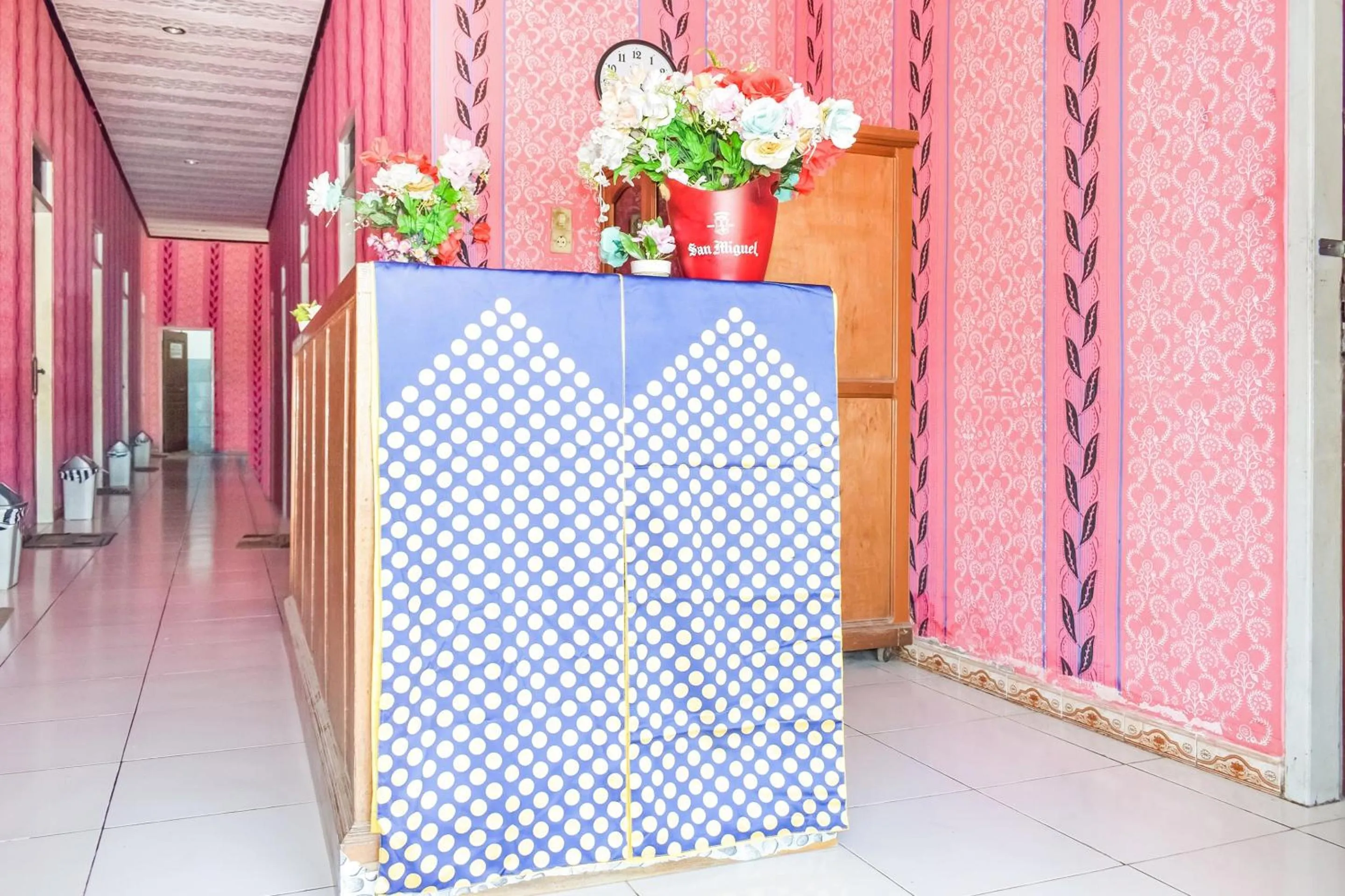 Lobby or reception in Hotel O Penginapan Widodo