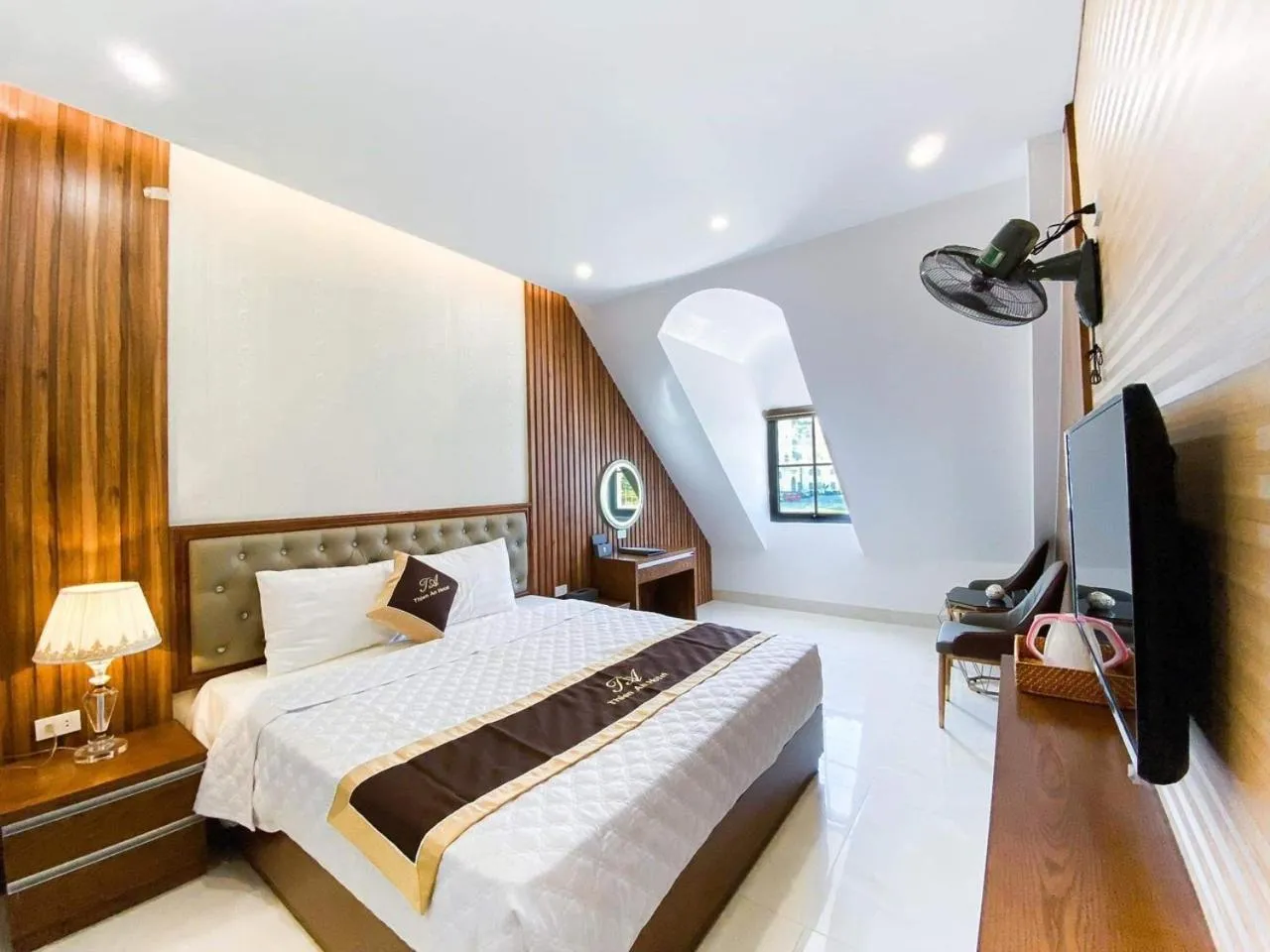 Photo of the whole room in An Hotel Ha Long