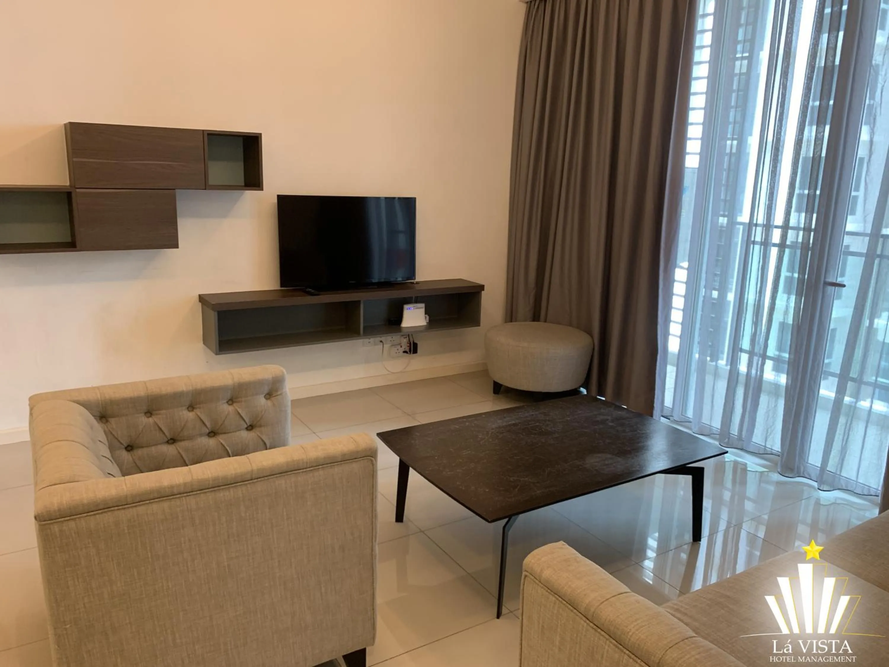 Living room in The Shore Hotel & Residences By Lá VISTA