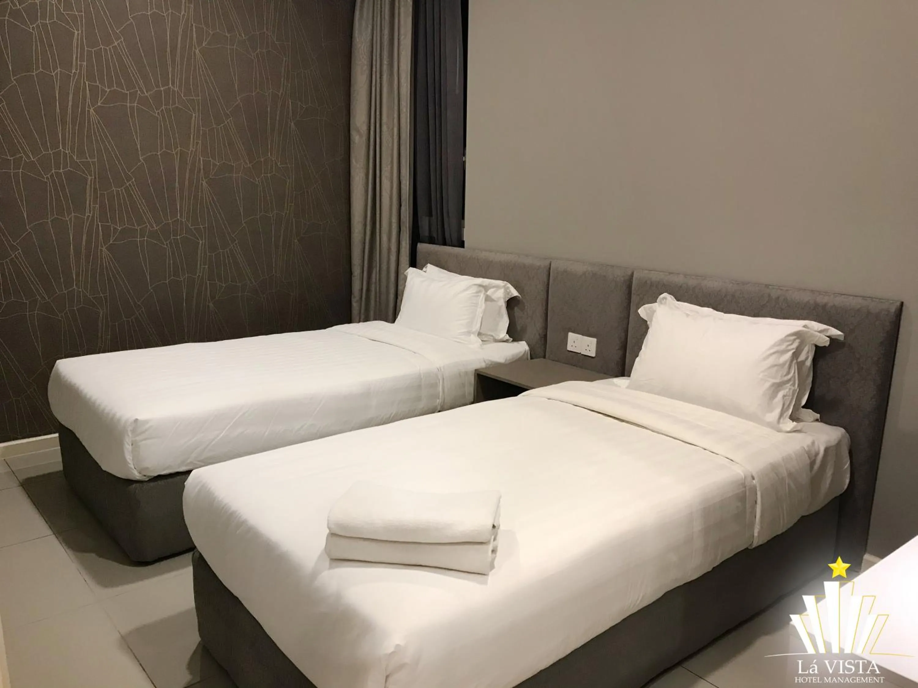 Bedroom, Bed in The Shore Hotel & Residences By Lá VISTA
