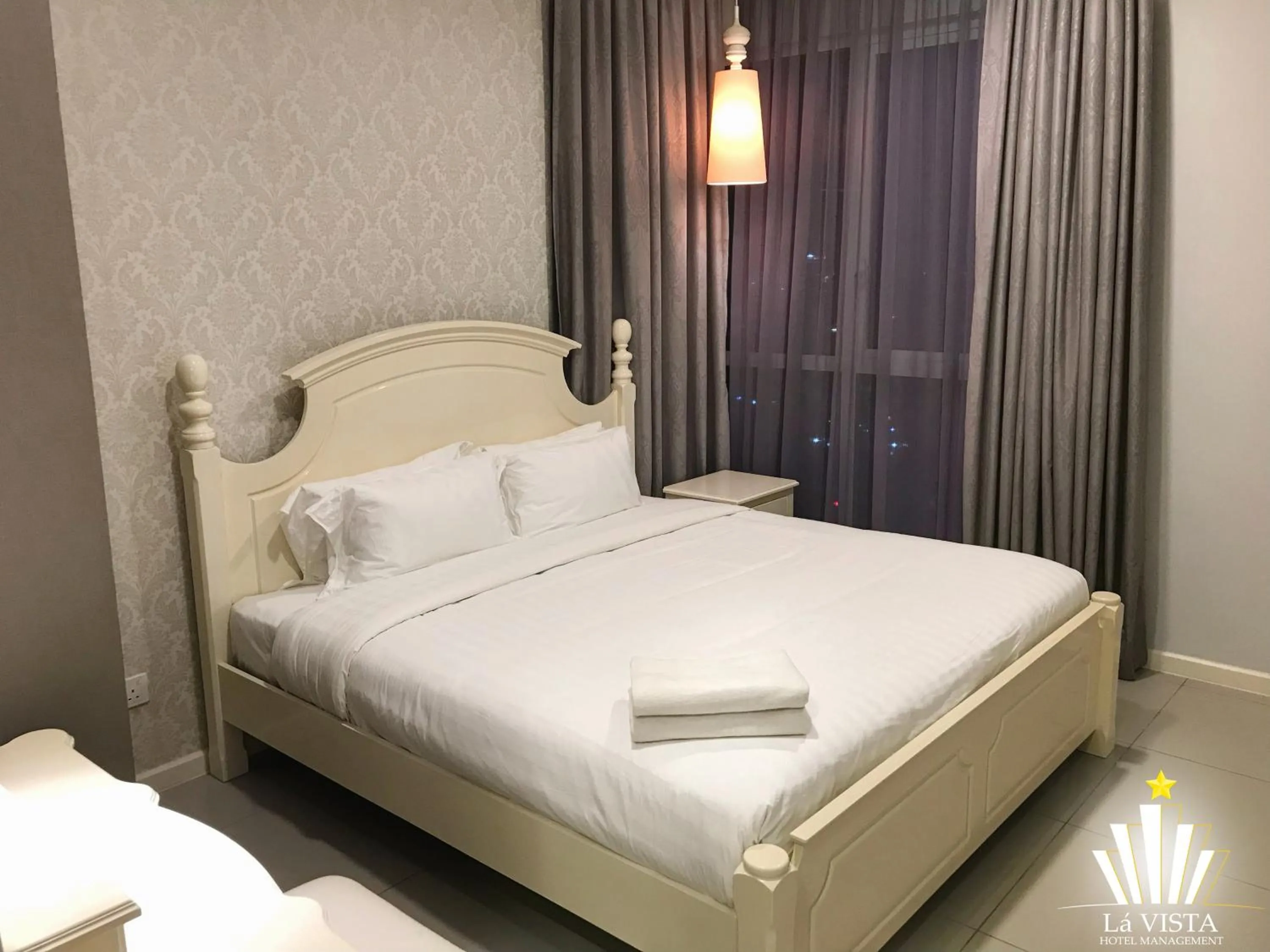 Bedroom, Bed in The Shore Hotel & Residences By Lá VISTA
