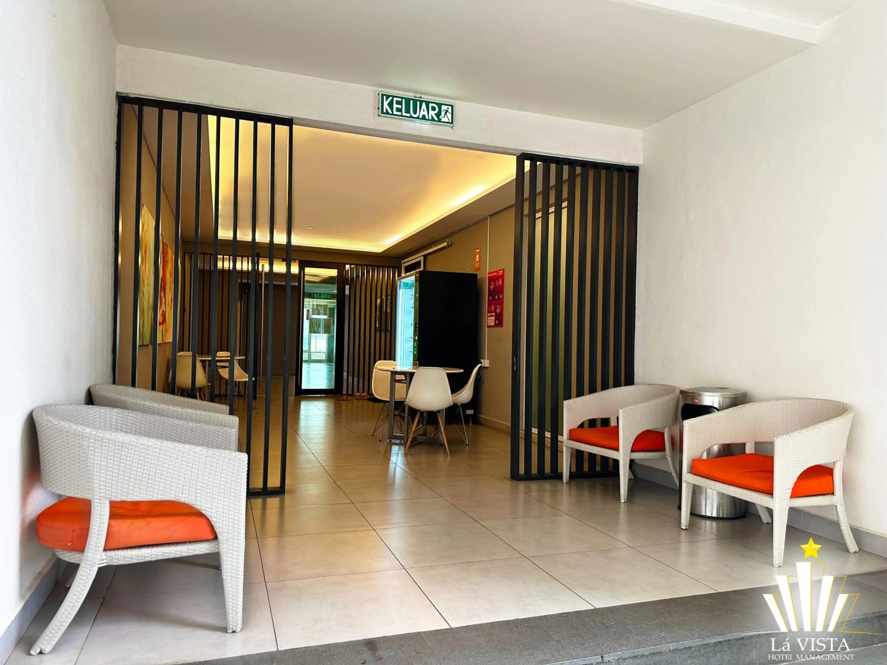 Seating area in The Shore Hotel & Residences By Lá VISTA