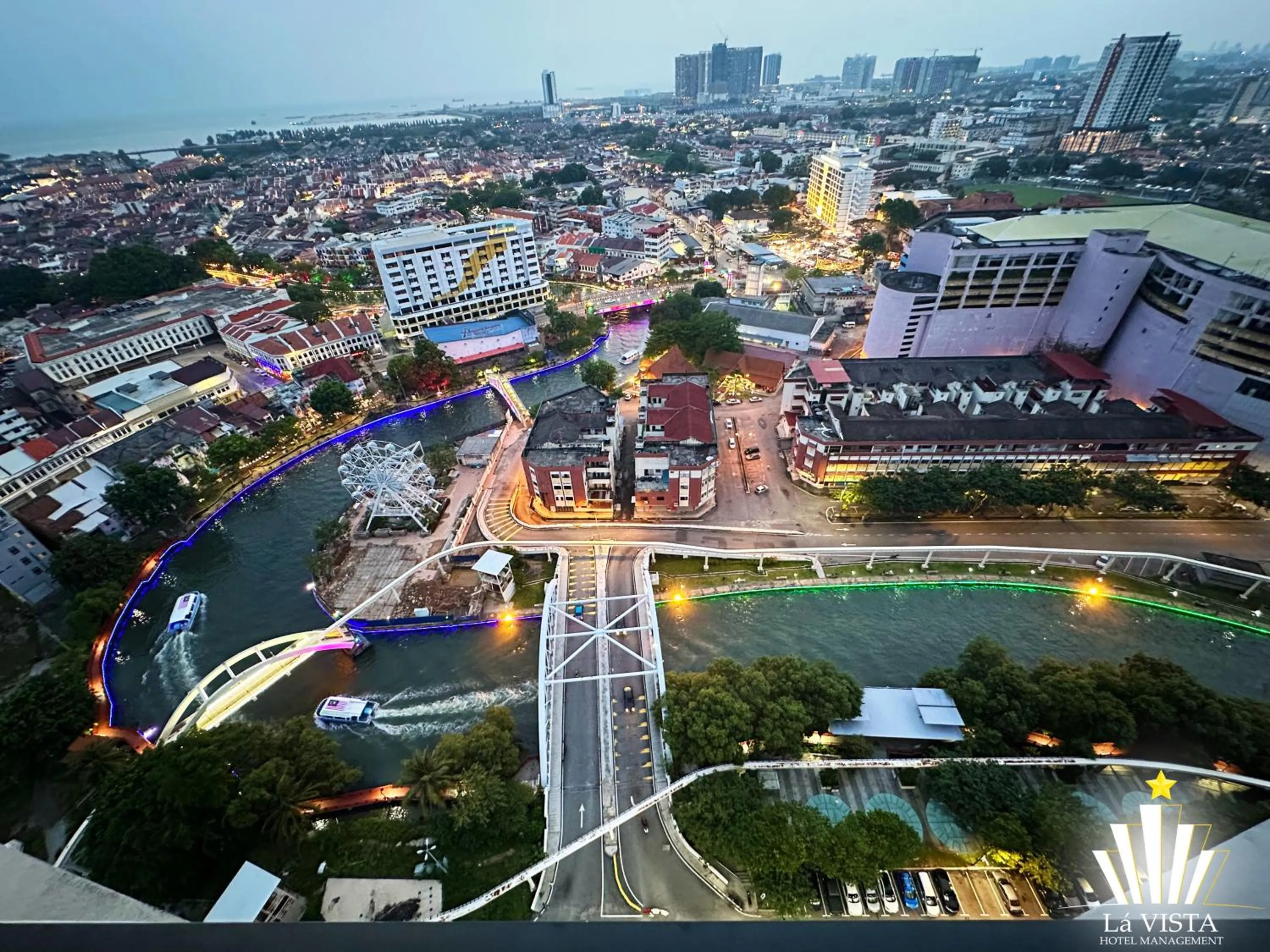 City view in The Shore Hotel & Residences By Lá VISTA