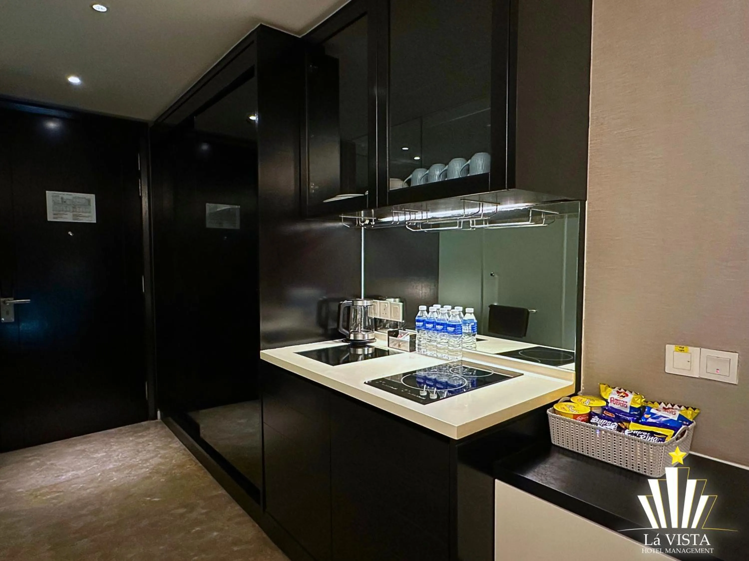 Bedroom in The Shore Hotel & Residences By Lá VISTA