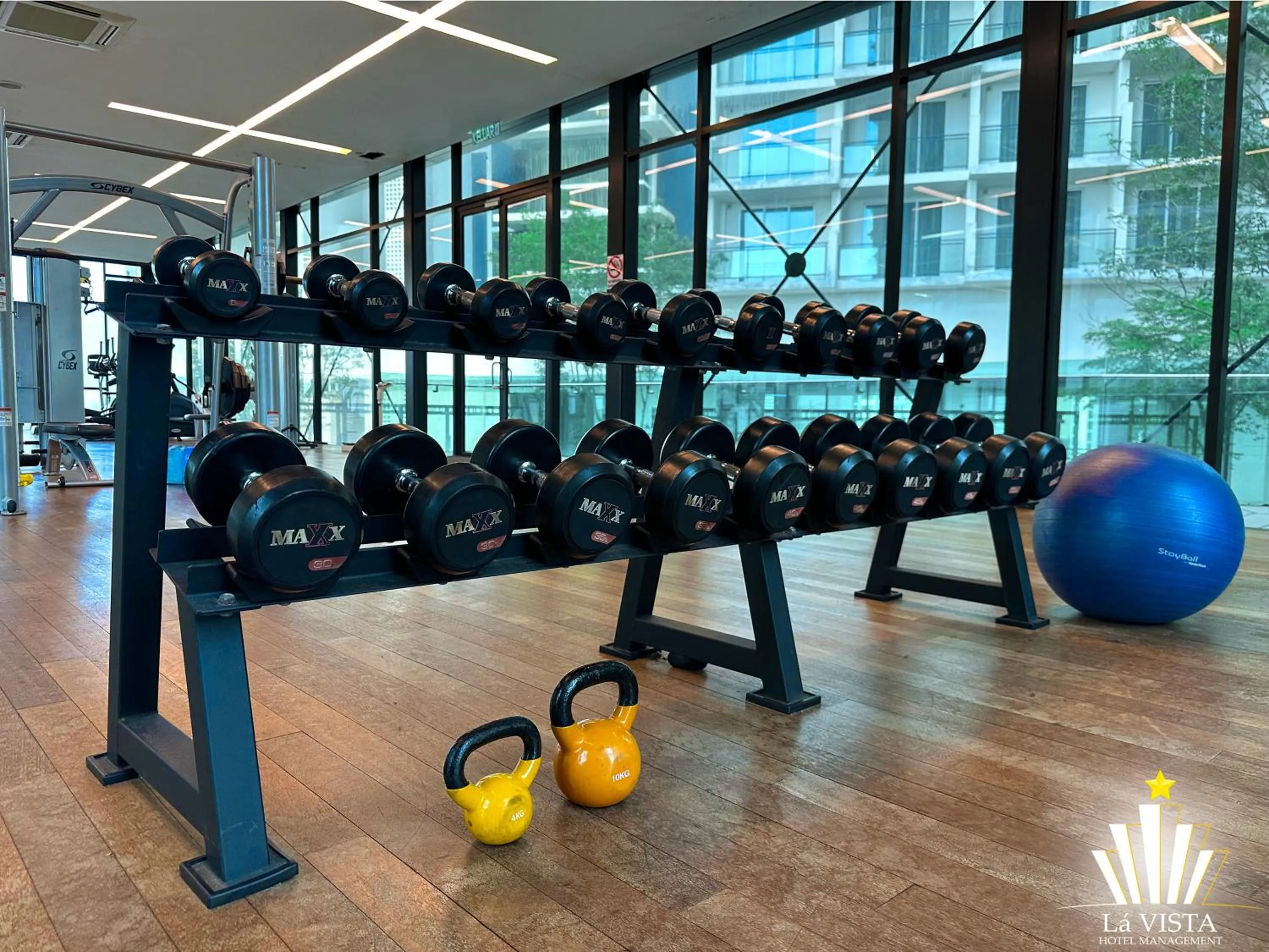 Fitness centre/facilities in The Shore Hotel & Residences By Lá VISTA