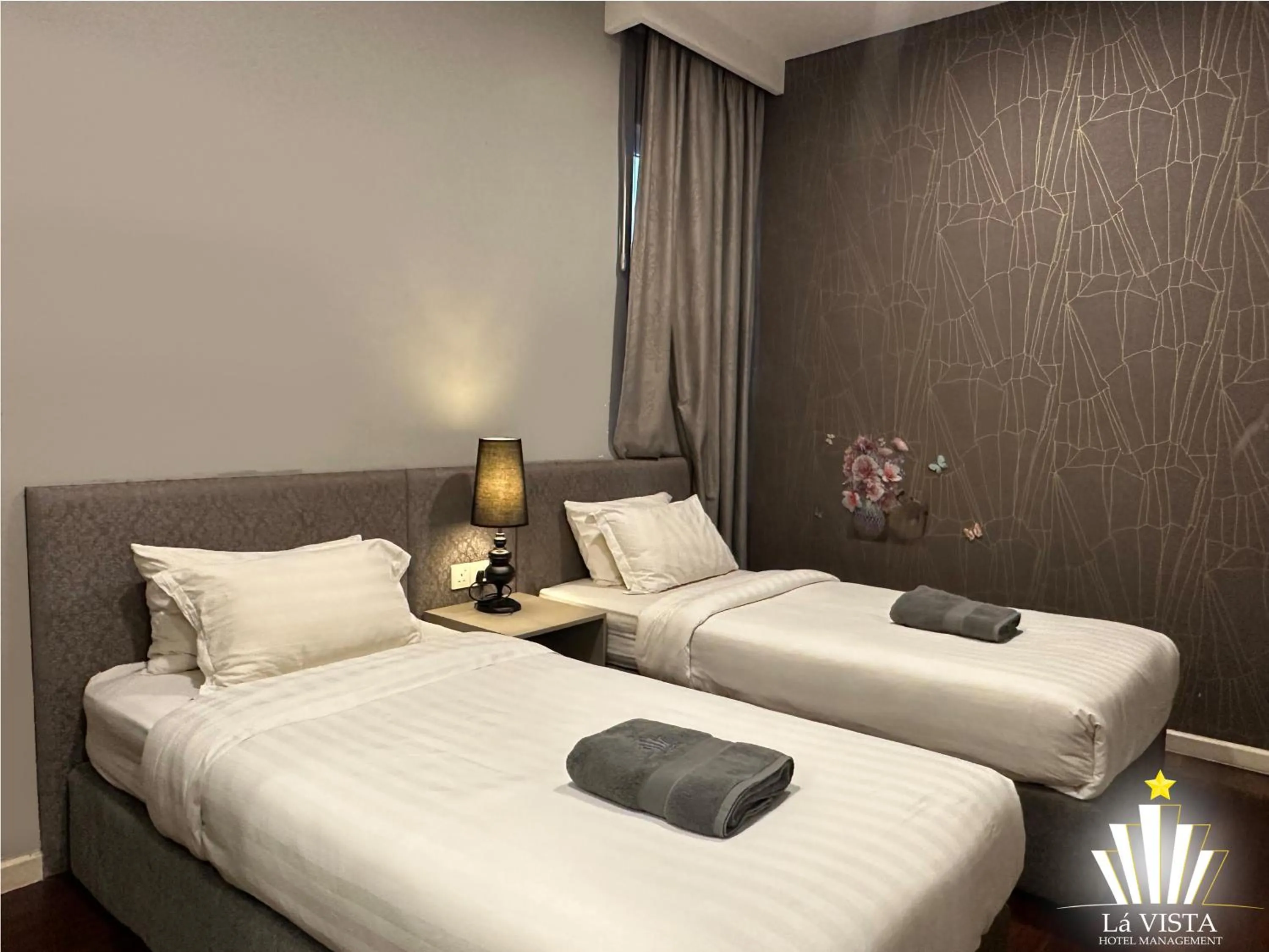 Bed in The Shore Hotel & Residences By Lá VISTA